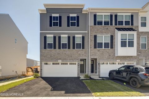 Condo For Sale - 141 S Durham Drive #1121<br/> Howell, NJ 07731