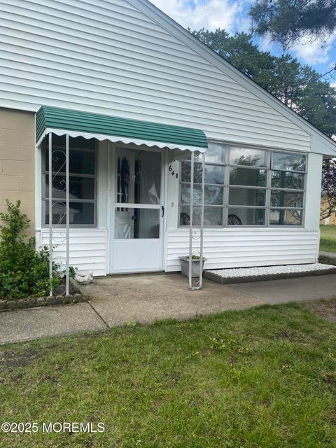 64 B Kennedy Drive Manchester NJ 08759