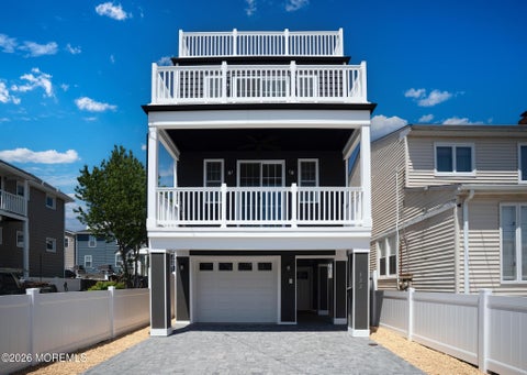 Homes For Sale - 322 Lincoln Avenue<br/> Ocean County, Seaside Heights, NJ 08751