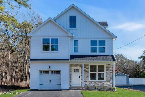 Homes For Sale - 293 Trenton Avenue<br/> Bayville, NJ 08721