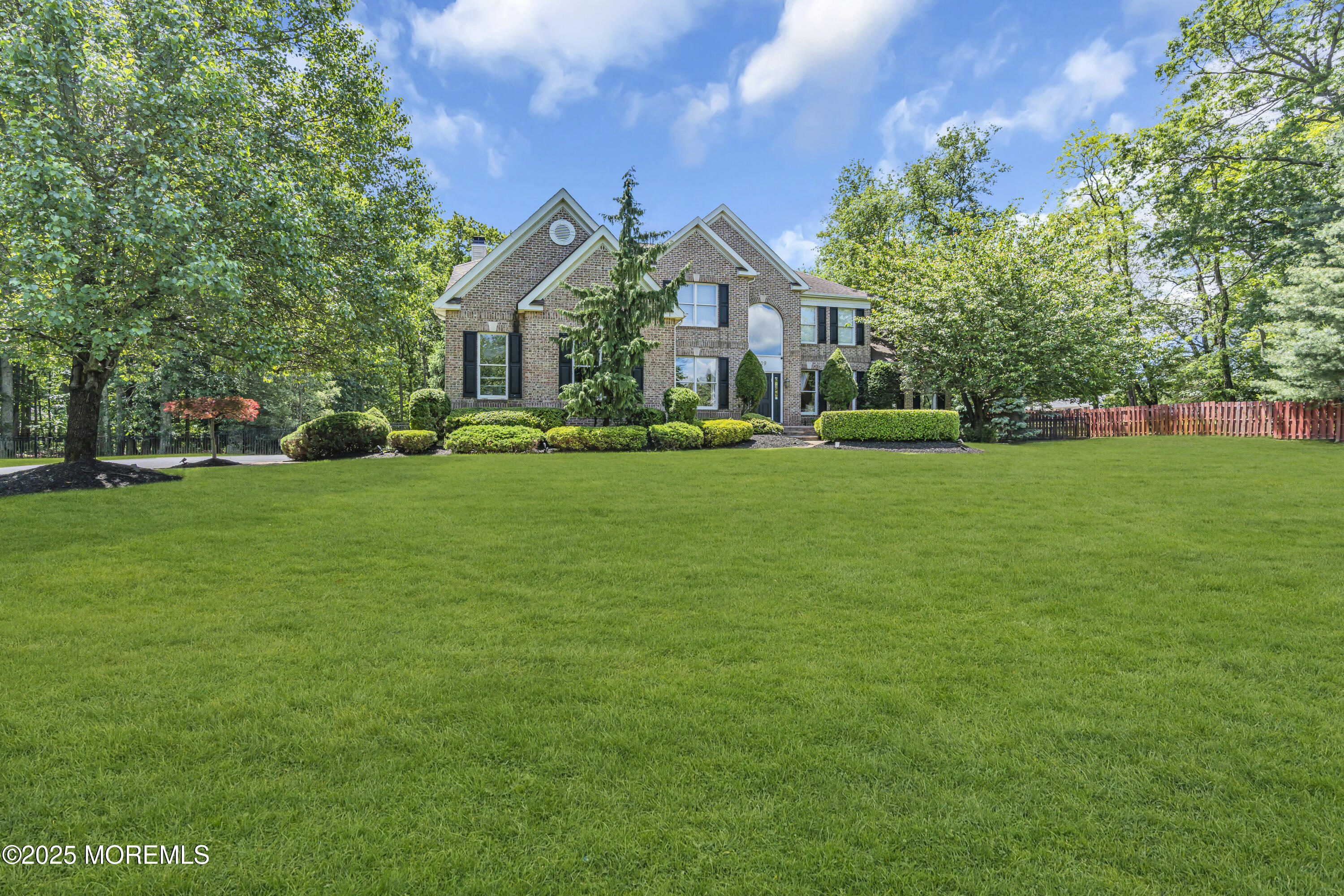 209 Shepard Way, Manalapan, New Jersey image 3