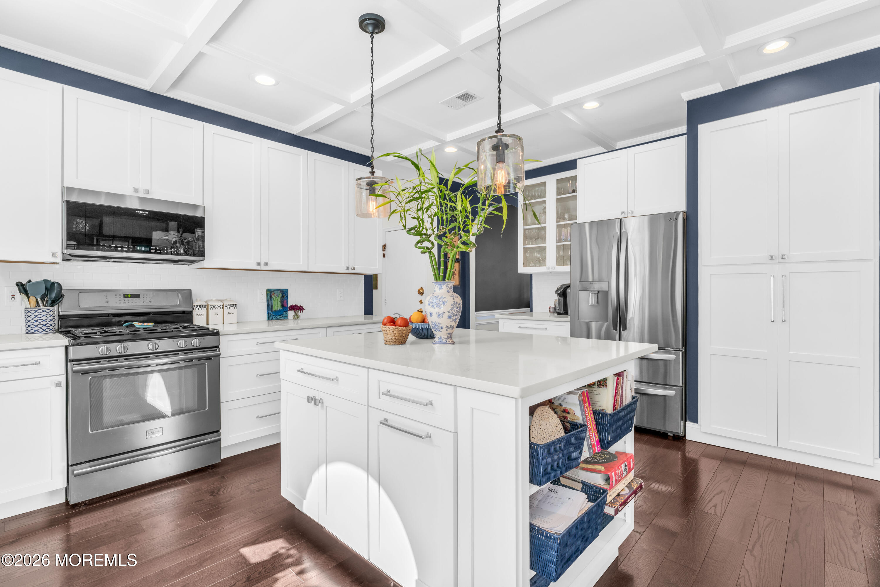 Manalapan, New Jersey, 07726, United States, 5 Bedrooms Bedrooms, ,4 BathroomsBathrooms,Residential,Active,2035088