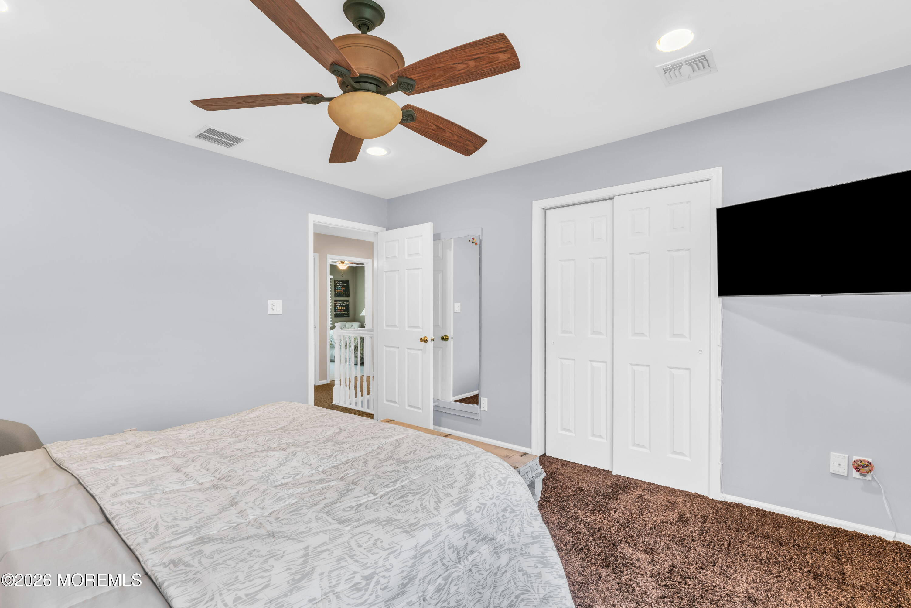 Manalapan, New Jersey, 07726, United States, 5 Bedrooms Bedrooms, ,4 BathroomsBathrooms,Residential,Active,2035088