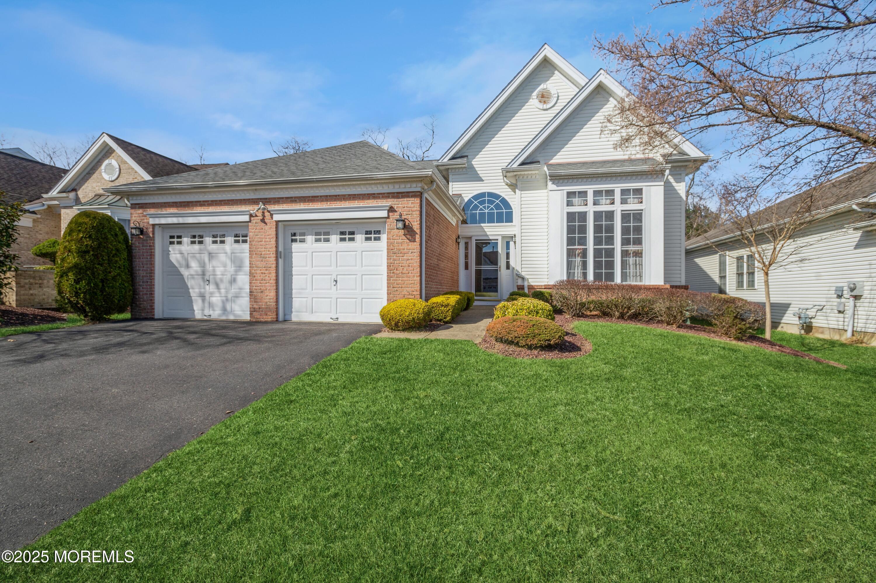 42 Turnberry Drive, Monroe Township, New Jersey image 1