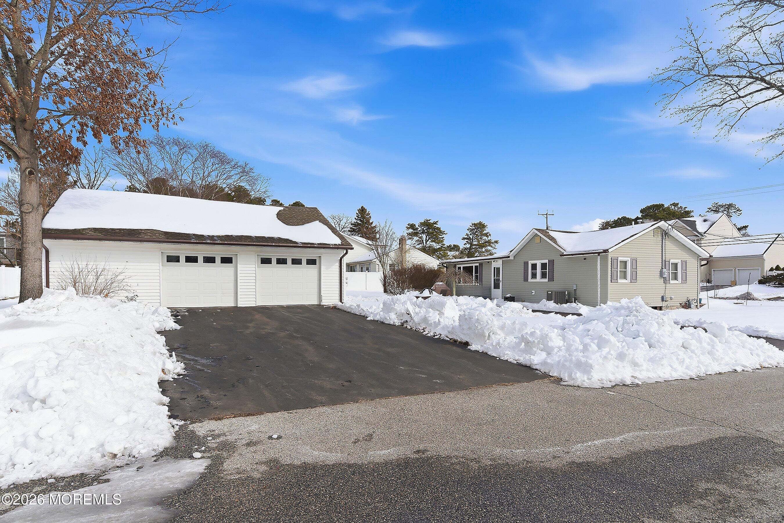 201 Commonwealth Boulevard