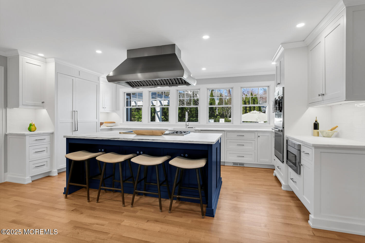 60 Rustic Terrace, Little Silver, New Jersey image 2