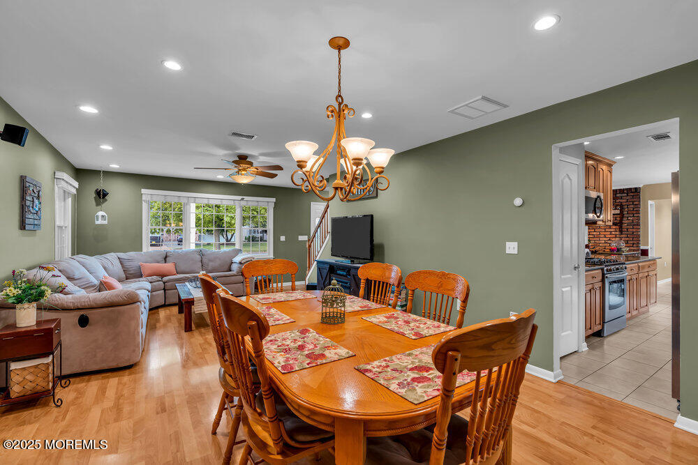 385 Marc Drive, Toms River, New Jersey image 28