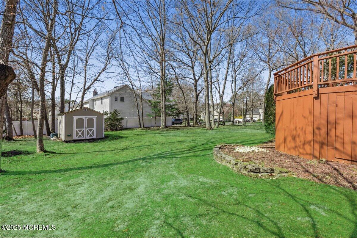 1 Wendi Way, Manalapan, New Jersey image 36