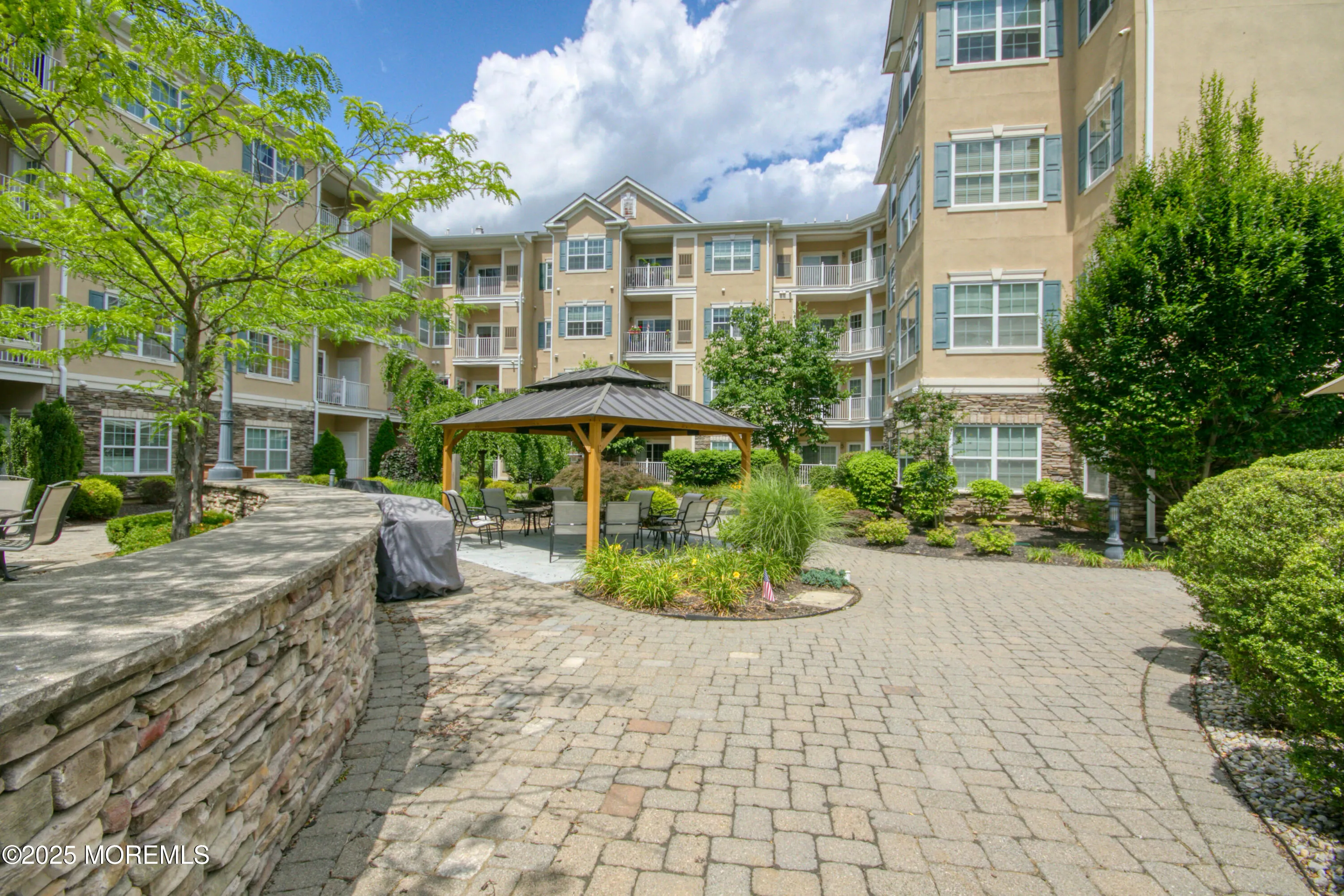 East Brunswick, New Jersey 08816, United States, 2 Bedrooms Bedrooms, ,2 BathroomsBathrooms,Residential,Coming Soon,177272