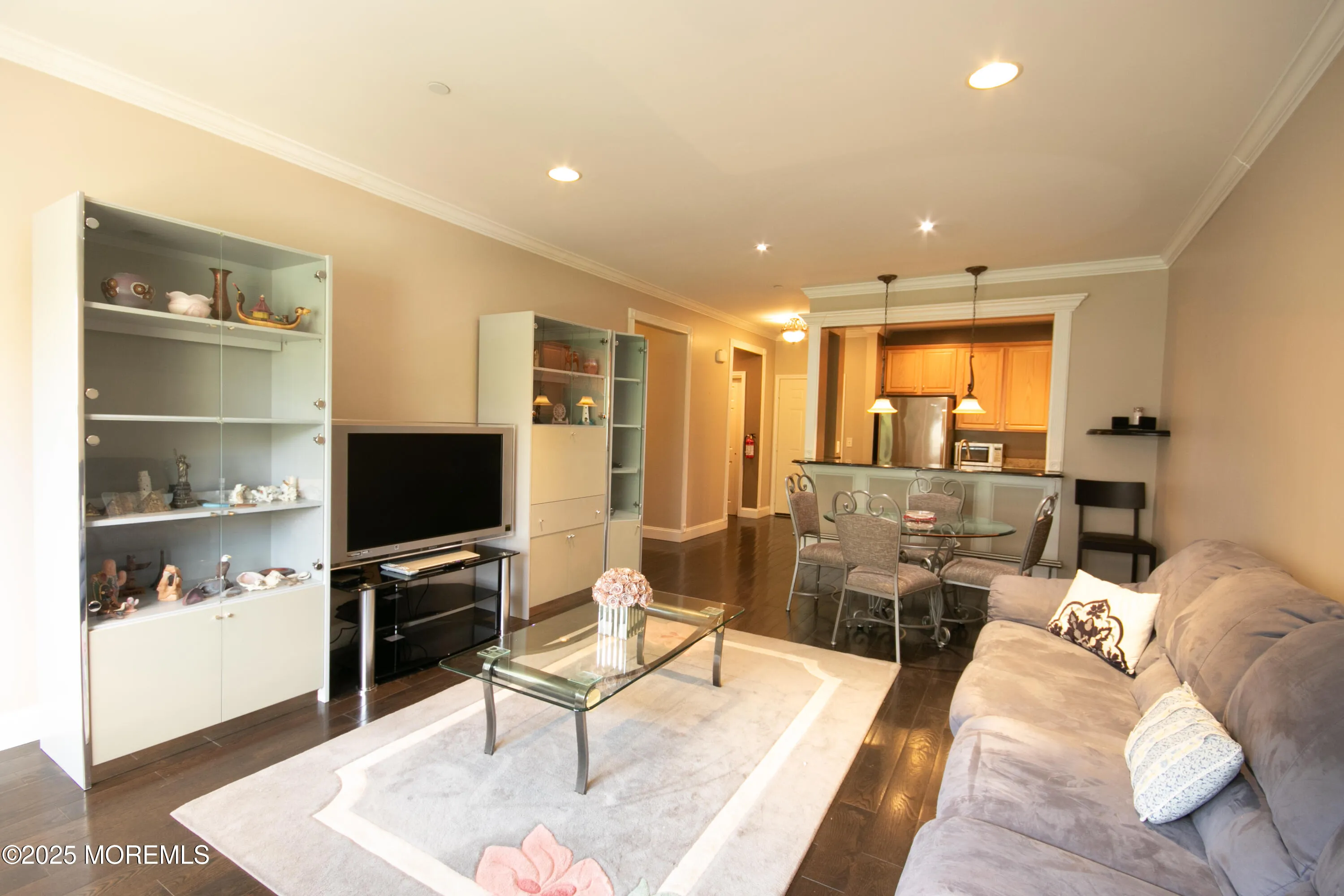 East Brunswick, New Jersey 08816, United States, 2 Bedrooms Bedrooms, ,2 BathroomsBathrooms,Residential,Coming Soon,177272