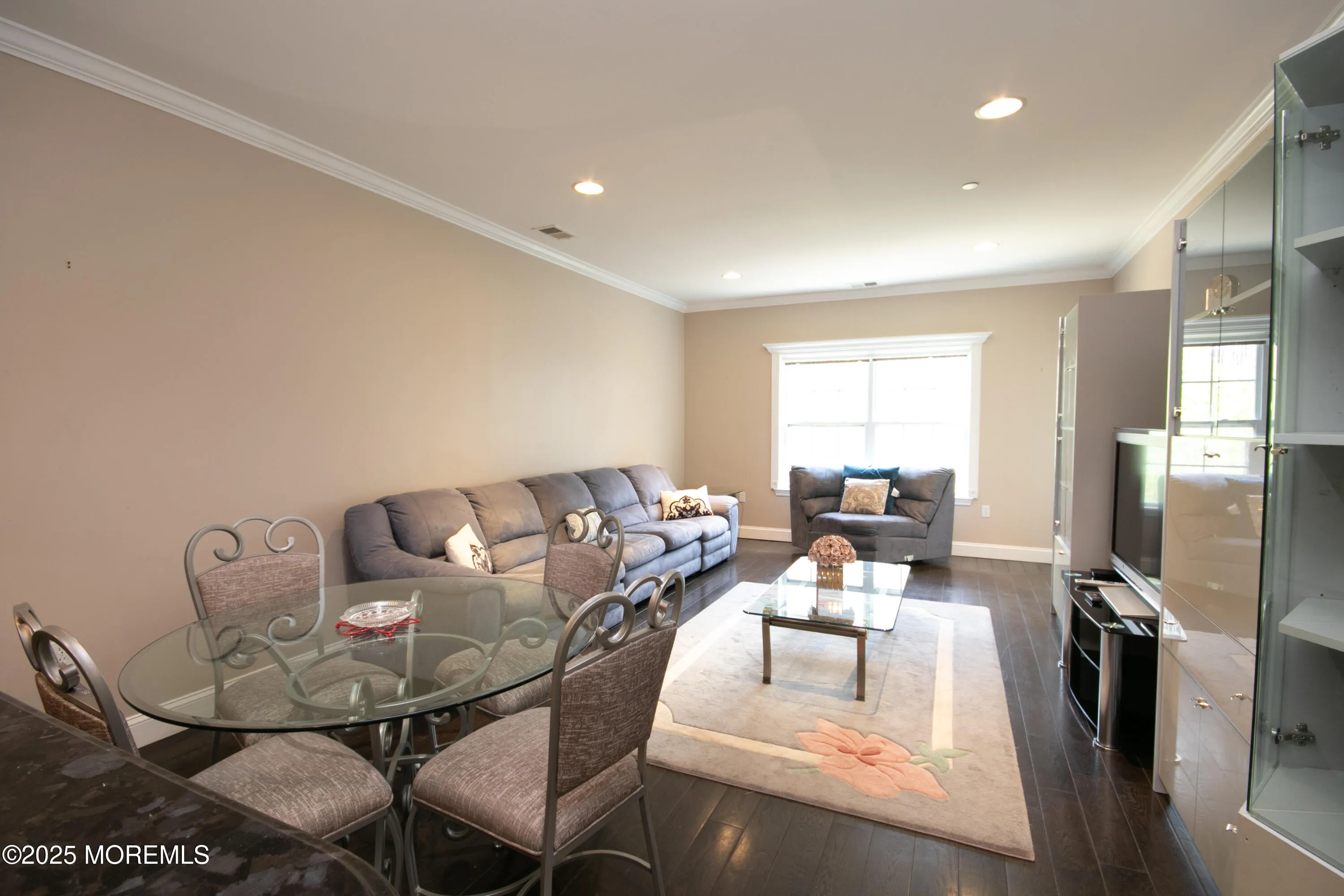 East Brunswick, New Jersey 08816, United States, 2 Bedrooms Bedrooms, ,2 BathroomsBathrooms,Residential,Coming Soon,177272