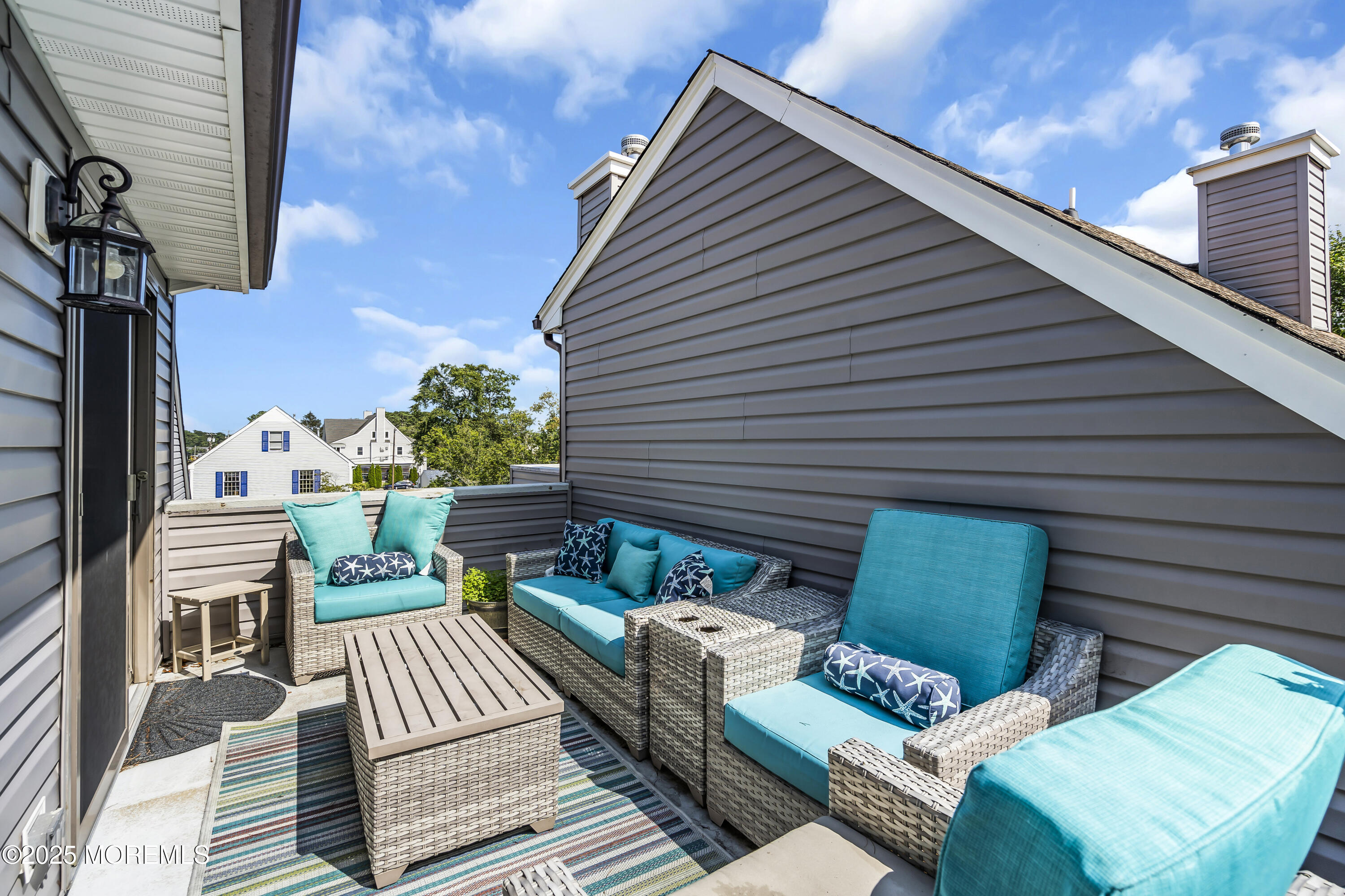 2230 Bridge Avenue 19