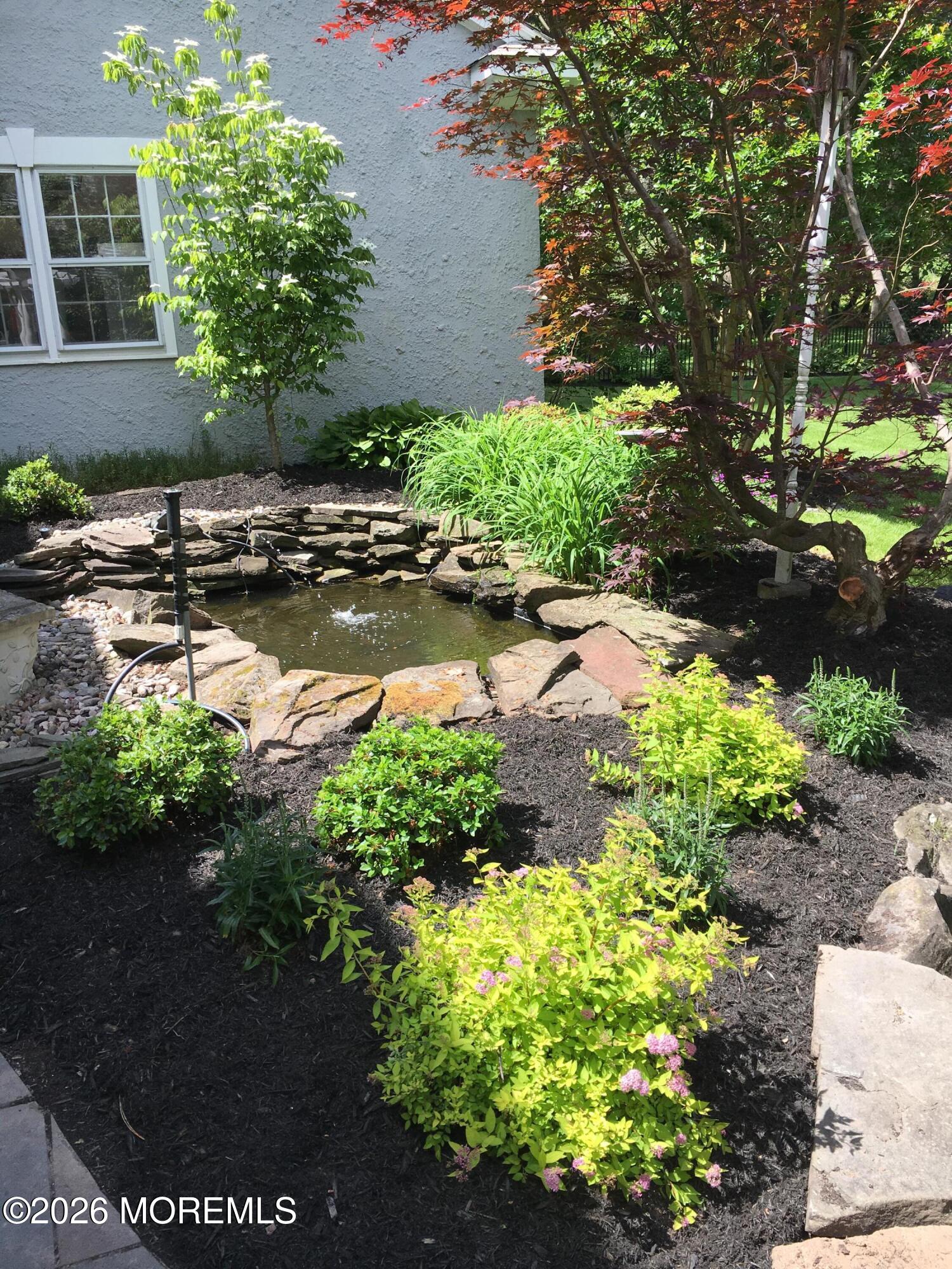 Mountainside, New Jersey, 07092, United States, 5 Bedrooms Bedrooms, ,6 BathroomsBathrooms,Residential,Active,2023935