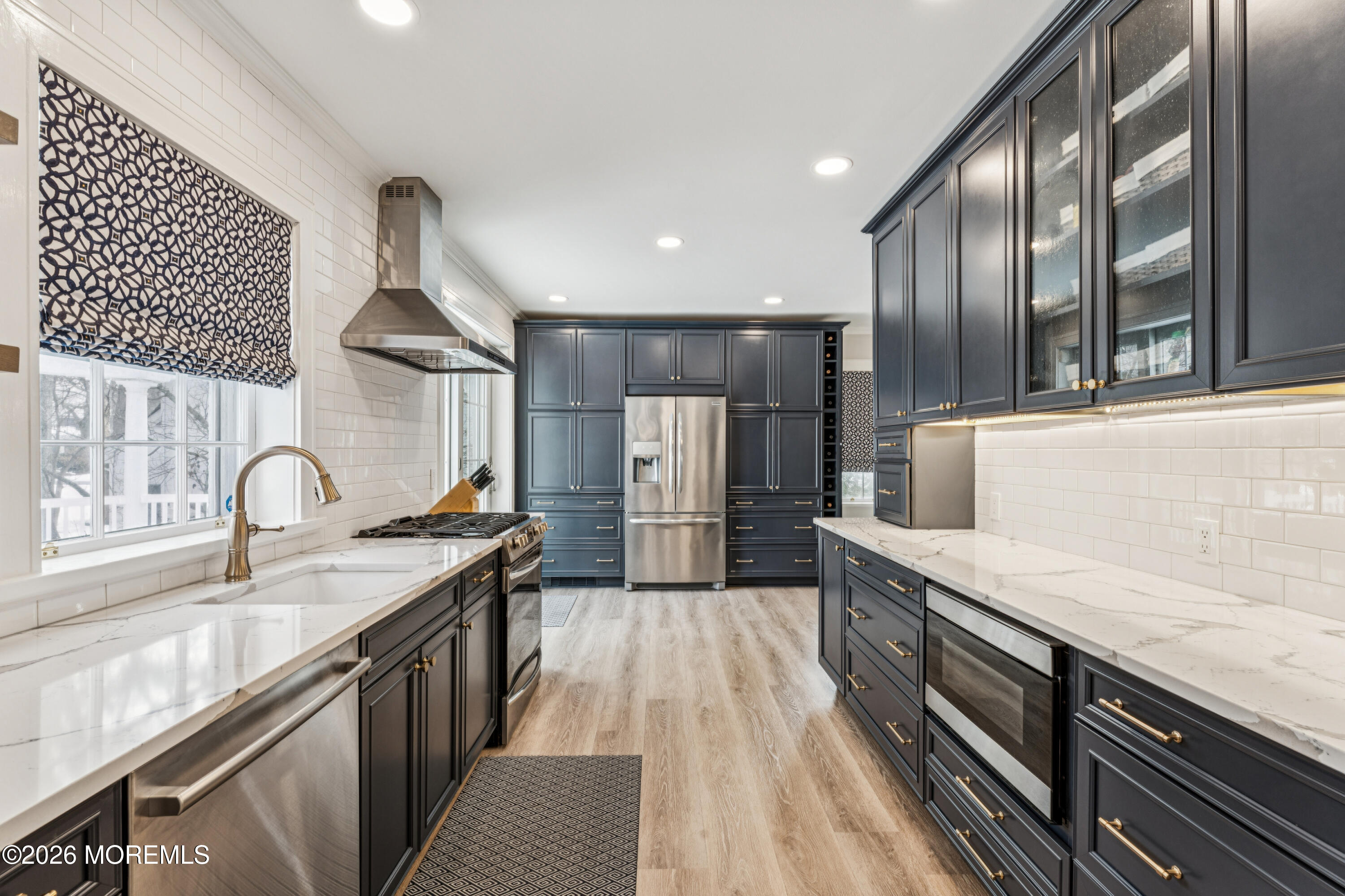 Mountainside, New Jersey, 07092, United States, 5 Bedrooms Bedrooms, ,6 BathroomsBathrooms,Residential,Active,2023935