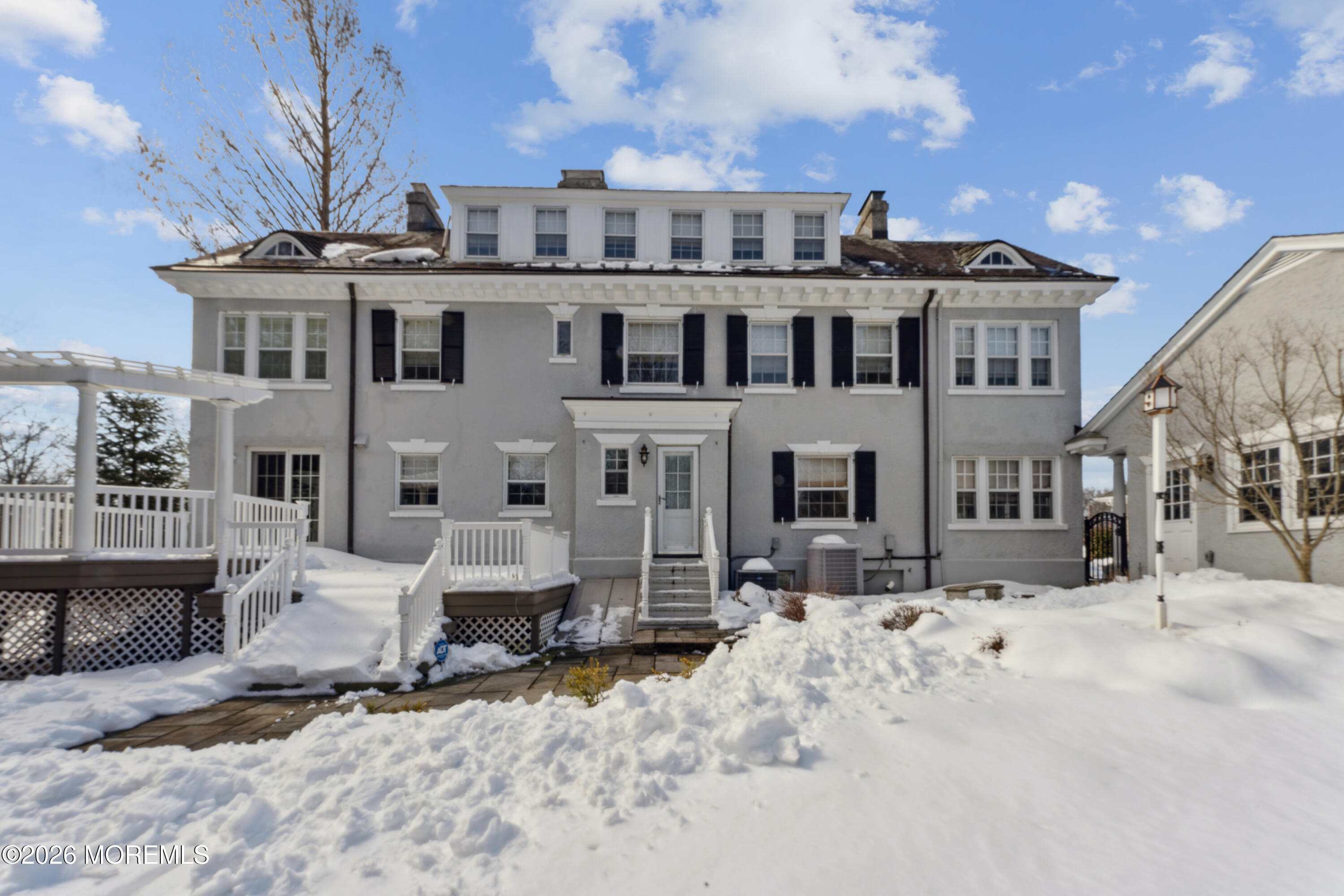 Mountainside, New Jersey, 07092, United States, 5 Bedrooms Bedrooms, ,6 BathroomsBathrooms,Residential,Active,2023935