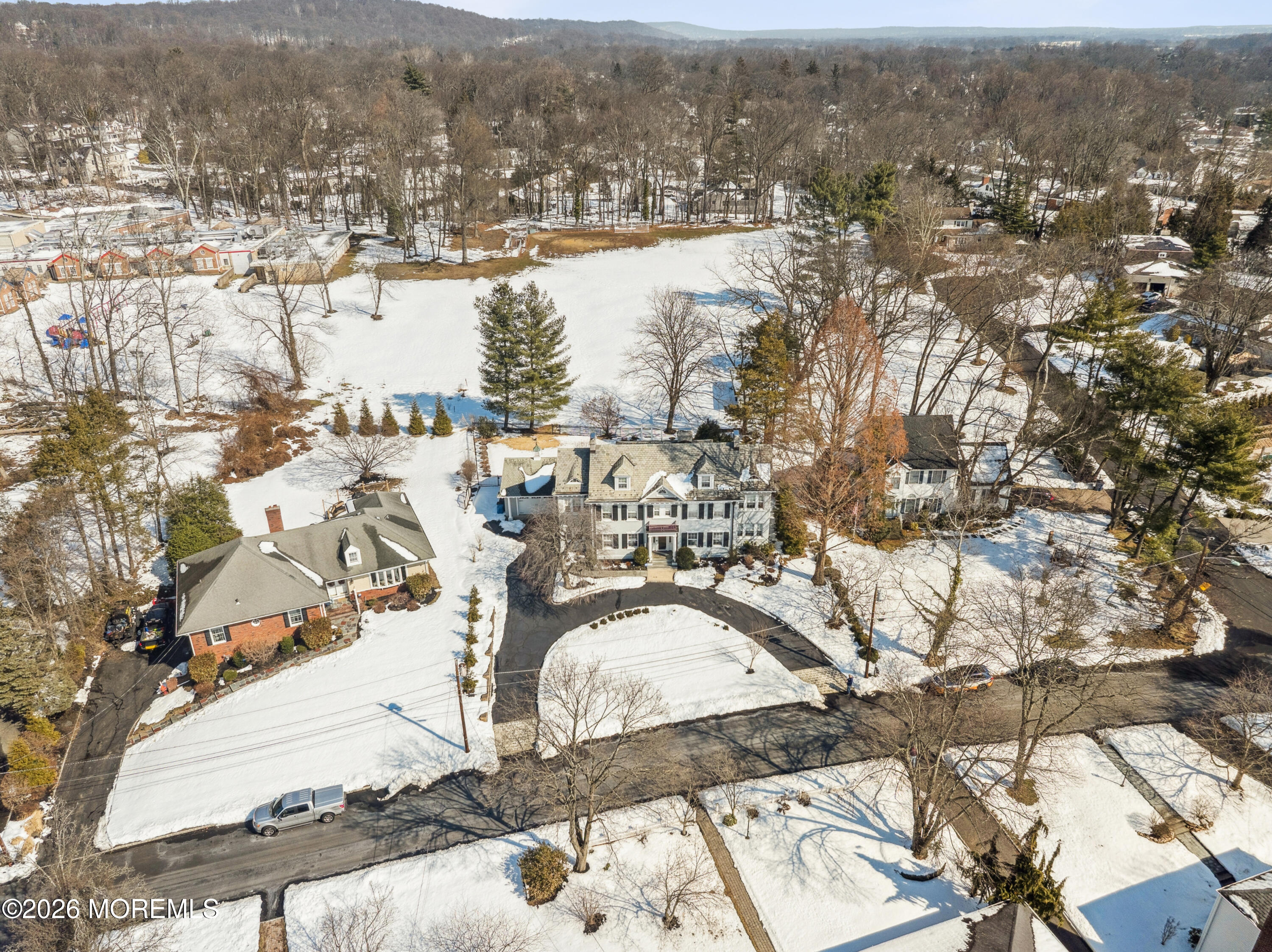 Mountainside, New Jersey, 07092, United States, 5 Bedrooms Bedrooms, ,6 BathroomsBathrooms,Residential,Active,2023935