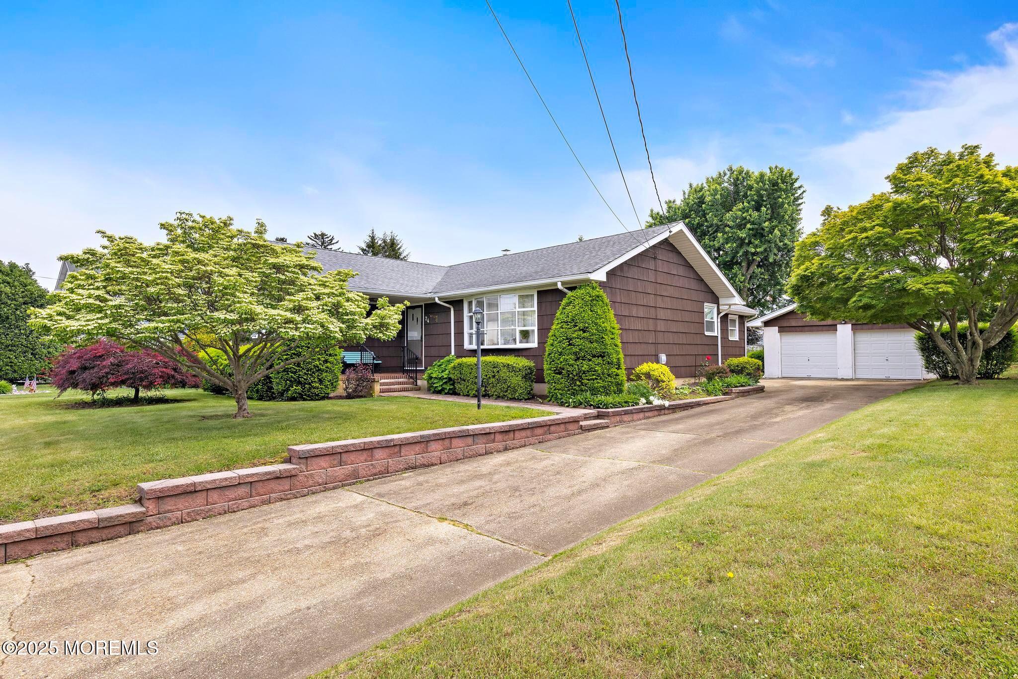 24 Heidl Avenue
