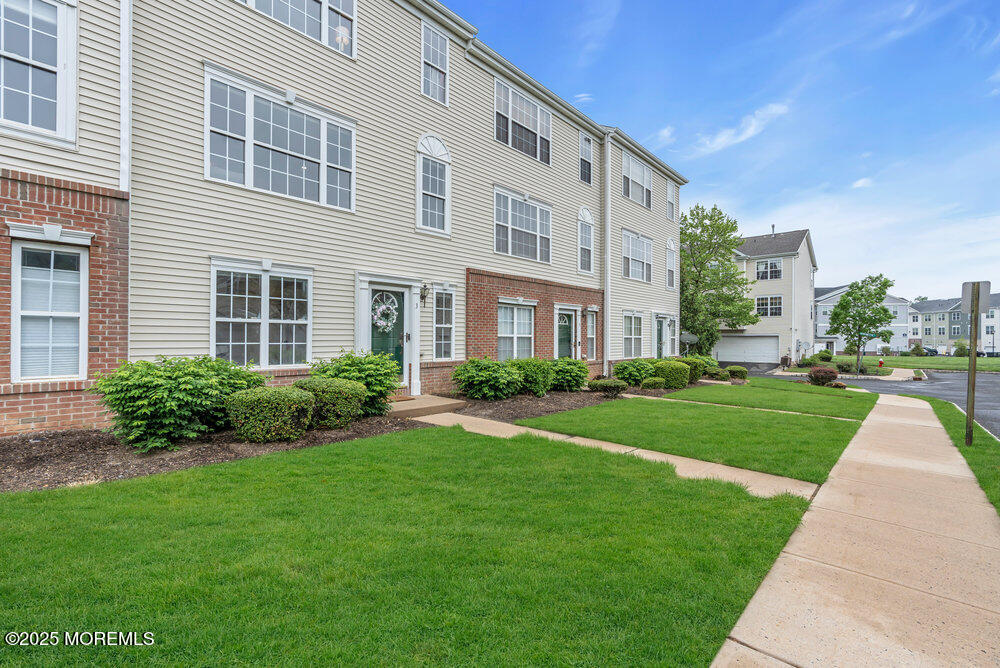 3 Kuczynski Drive #944, Parlin, New Jersey image 2