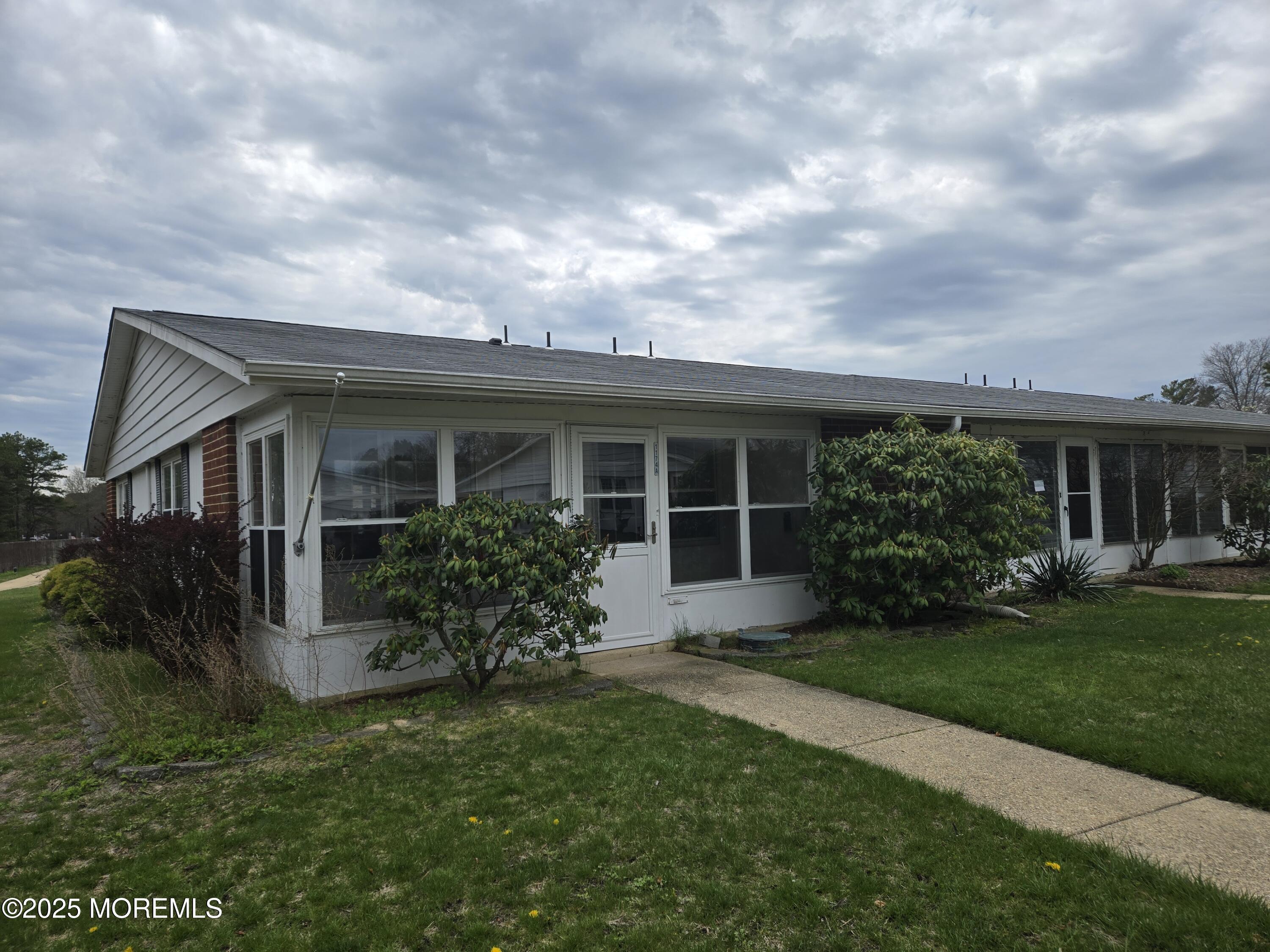 1174A Clydebank Court, Lakewood, New Jersey image 2