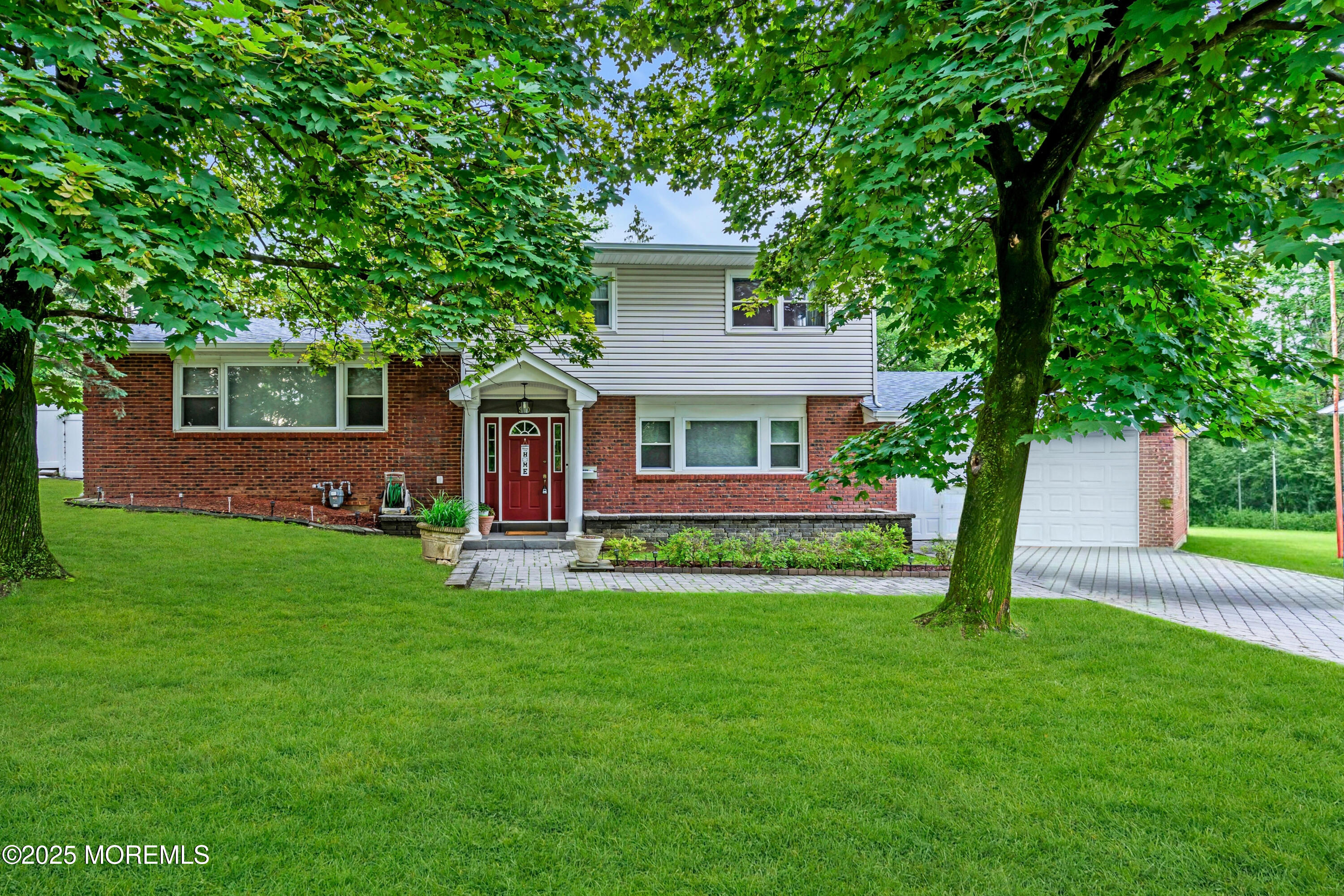 90 Ryders Lane, East Brunswick, New Jersey image 4