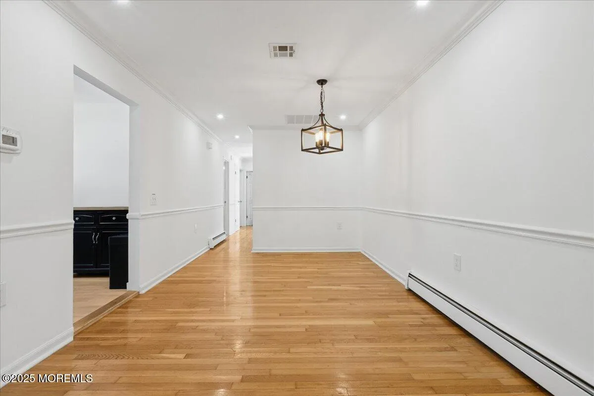 Toms River, New Jersey 08757, United States, 2 Bedrooms Bedrooms, ,2 BathroomsBathrooms,Residential,Active,230329