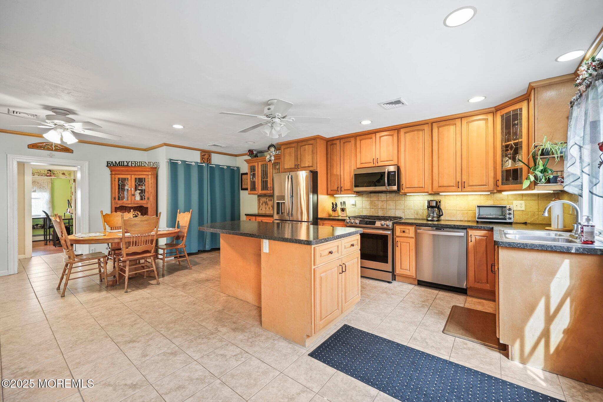 1425 Amsterdam Avenue, Toms River, New Jersey image 23