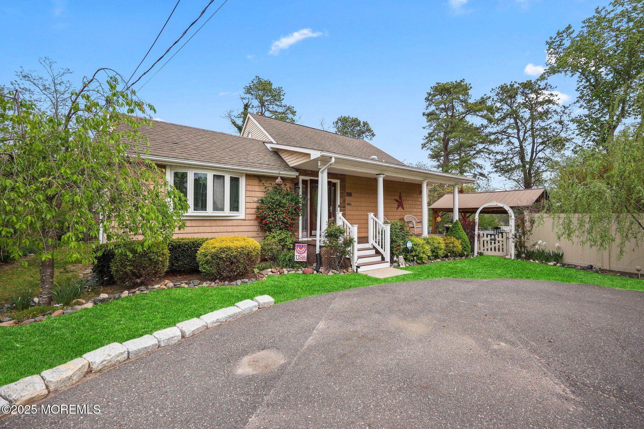 1425 Amsterdam Avenue, Toms River, New Jersey image 5
