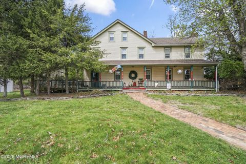 Photo of 1745 New Bedford Road, Wall, NJ 07719 (MLS # 22611307)