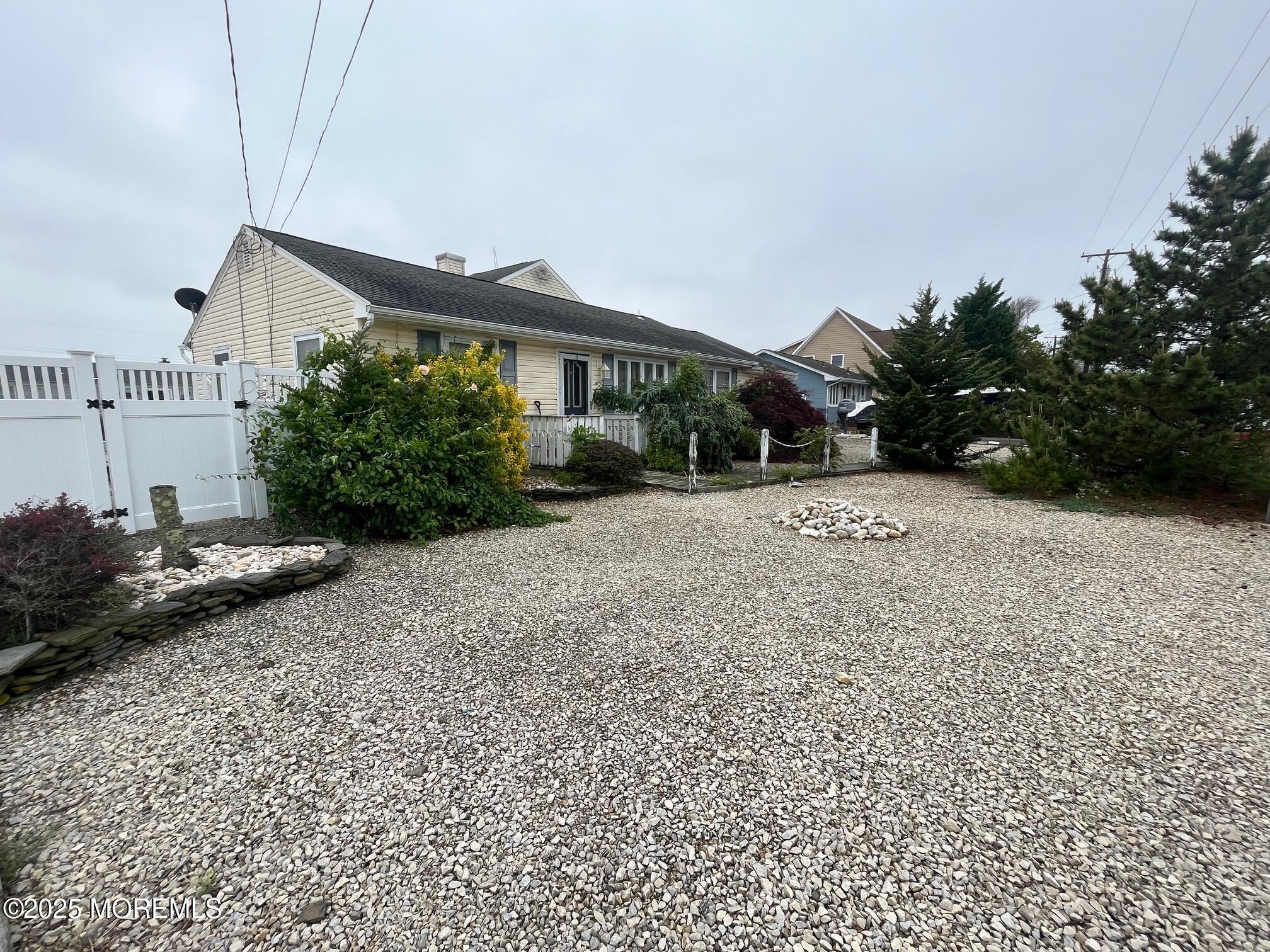 827 Leeward Drive, Forked River, New Jersey image 3