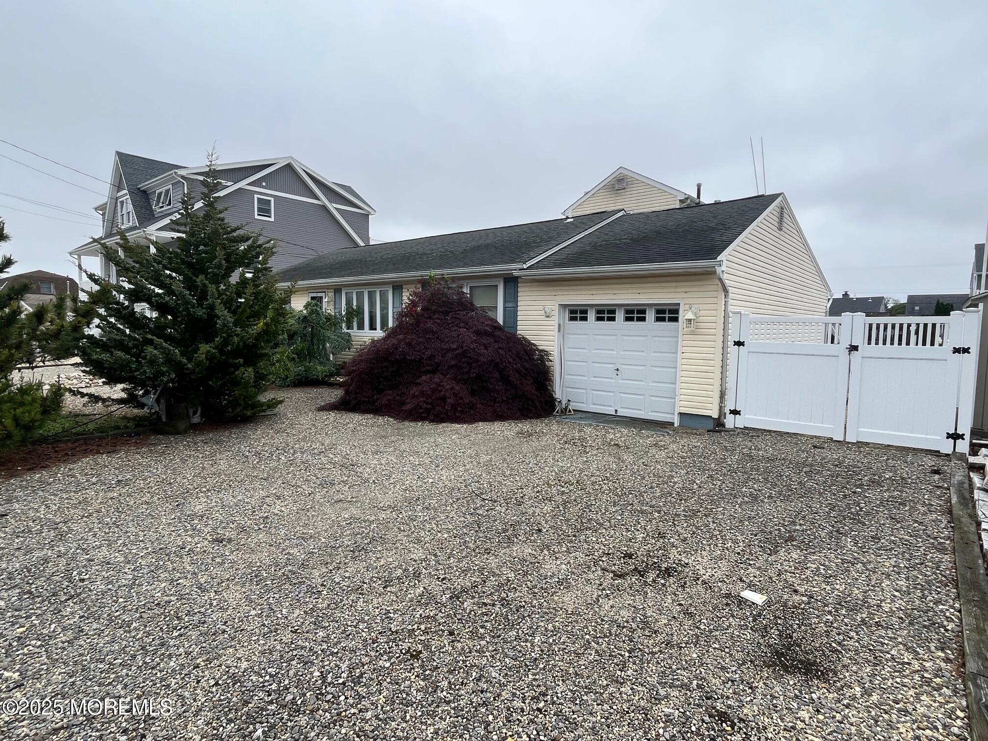 827 Leeward Drive, Forked River, New Jersey image 2