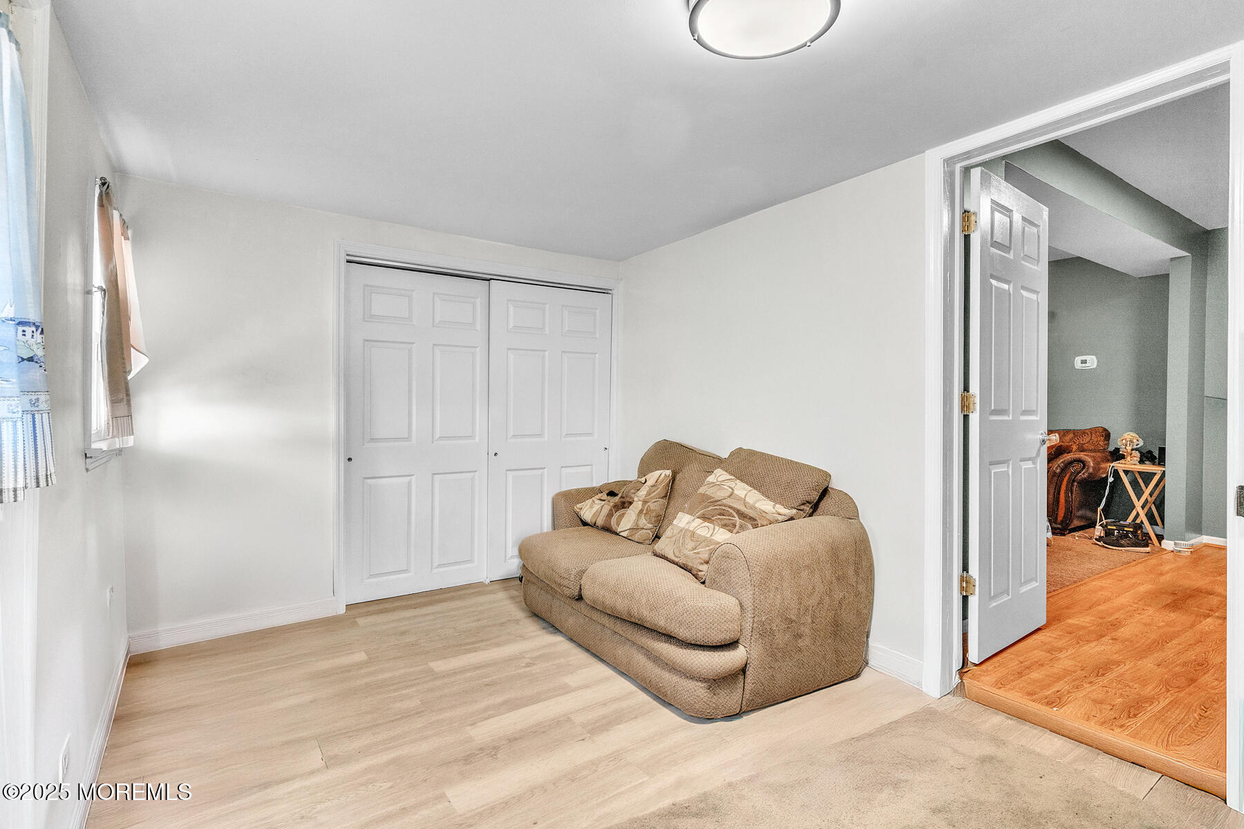 137 Seabreeze Way