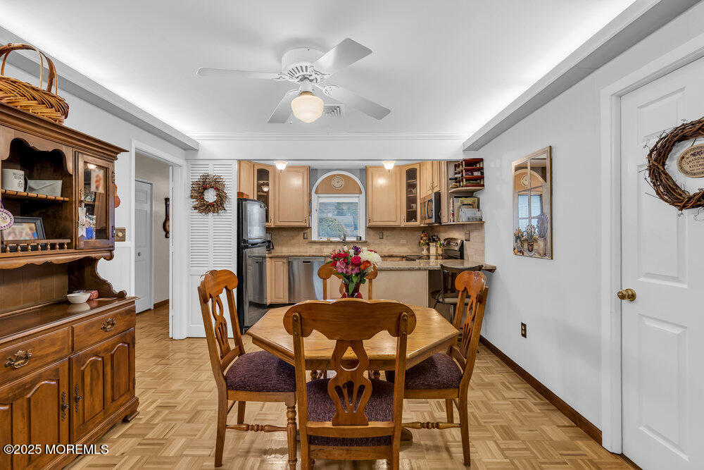 23 Oaklyn Lane, Matawan, New Jersey image 8
