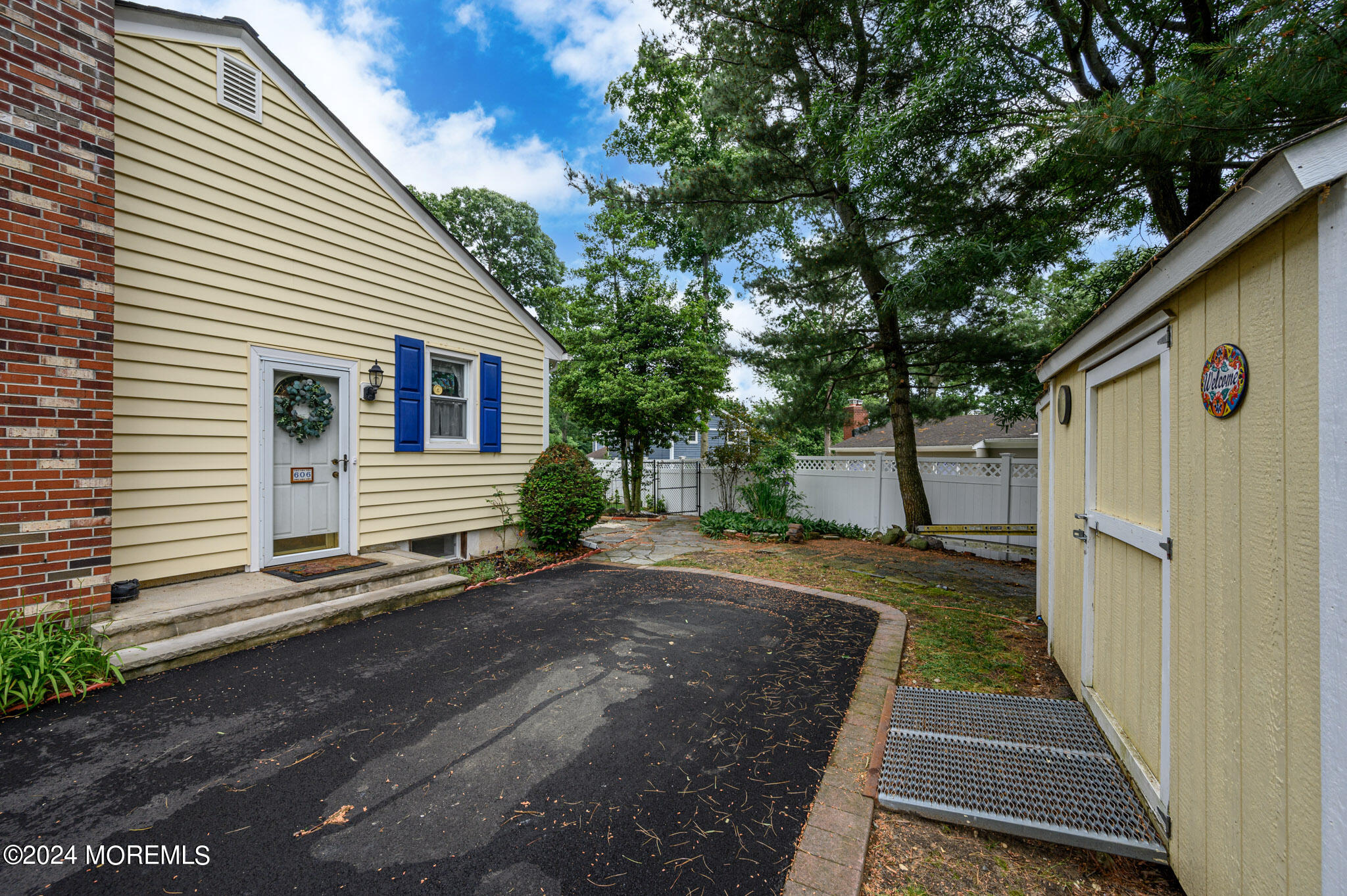 606 Van Note Parkway, Oakhurst, New Jersey image 36