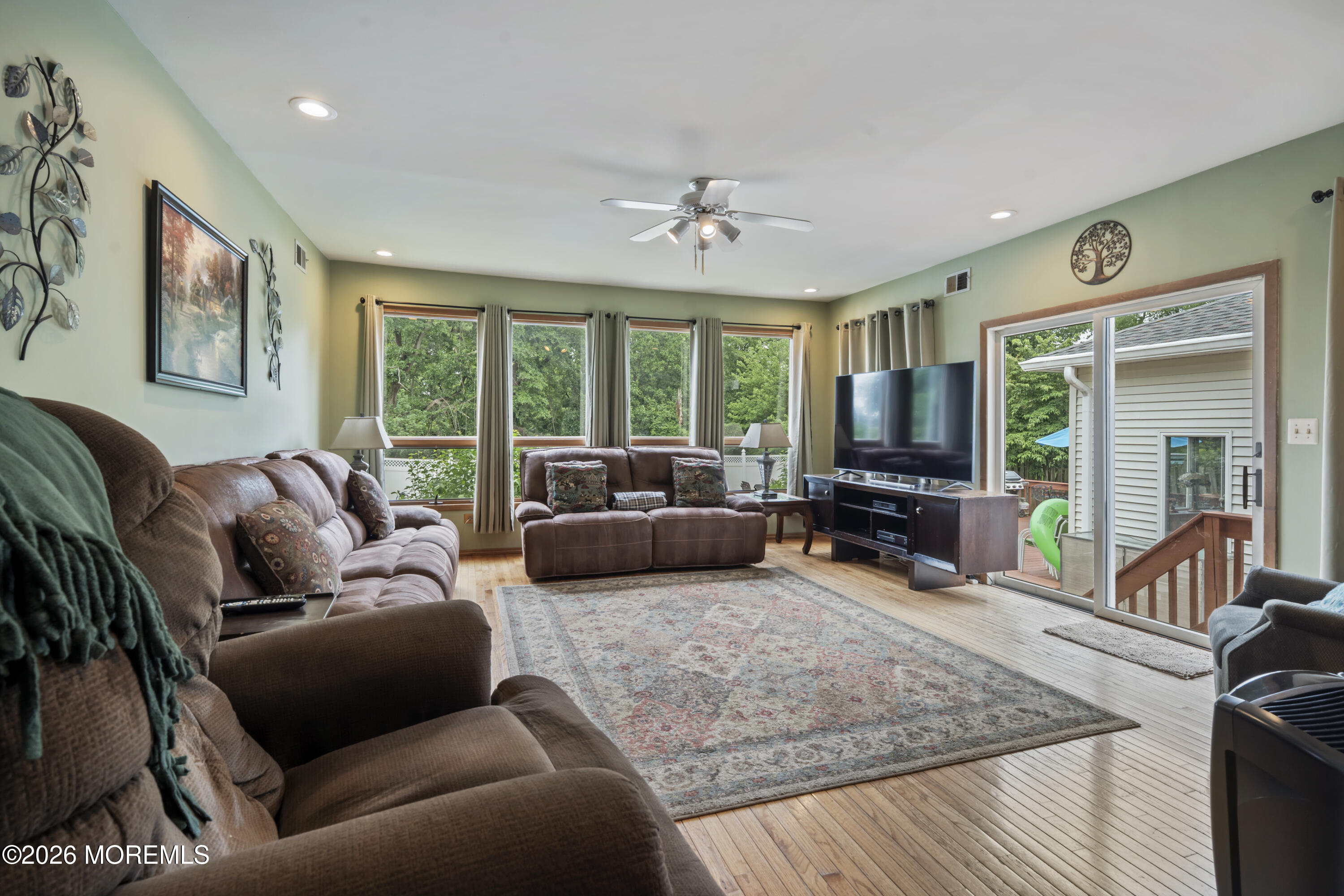 282 Parkview Terrace