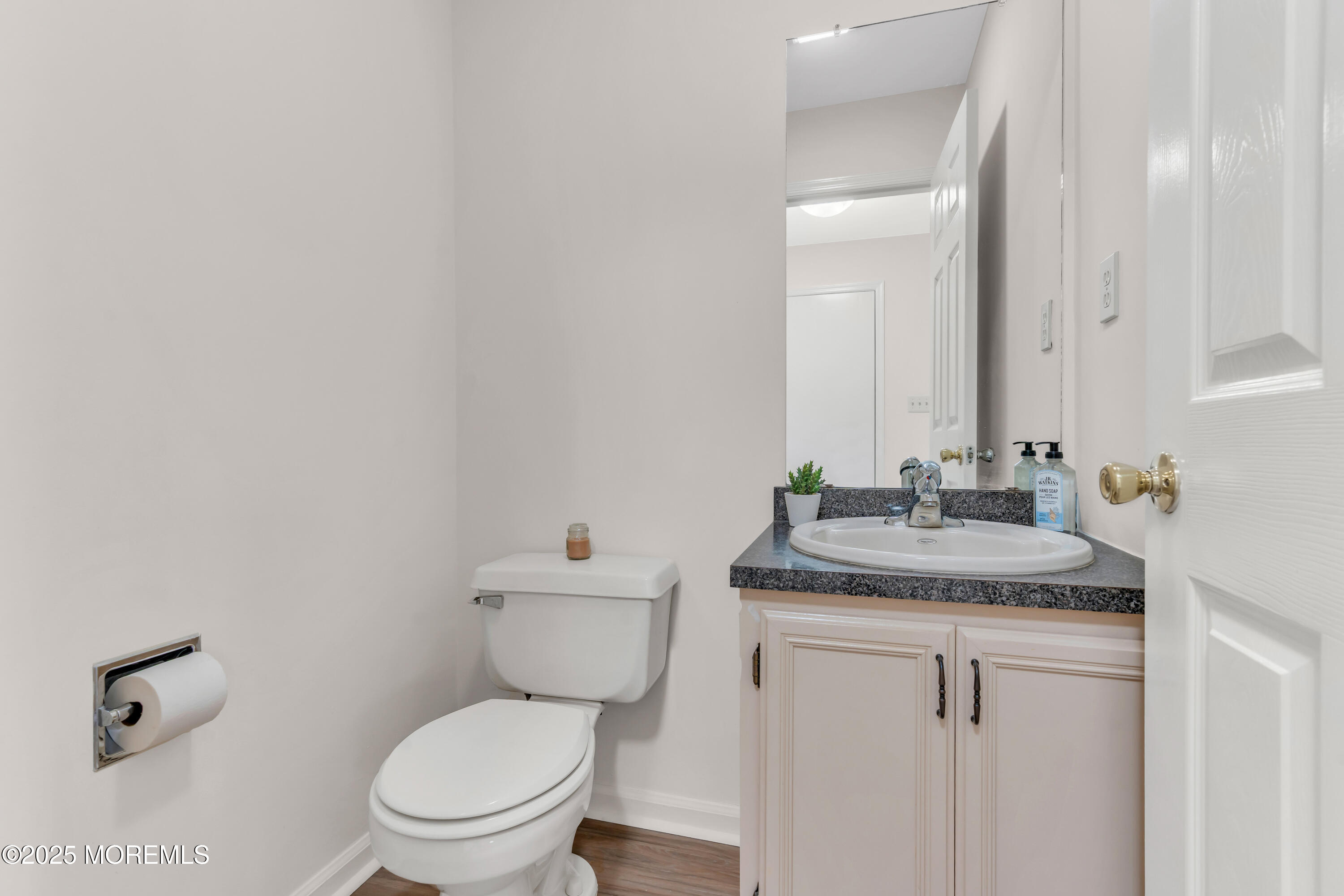 29 Maria Court, Holmdel, New Jersey image 12