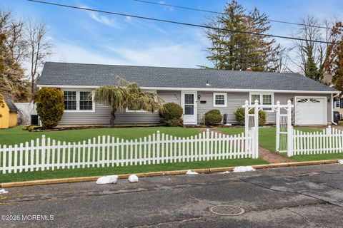 Photo of 496 Apple Valley Drive, Belford, NJ 07718 (MLS # 22611146)