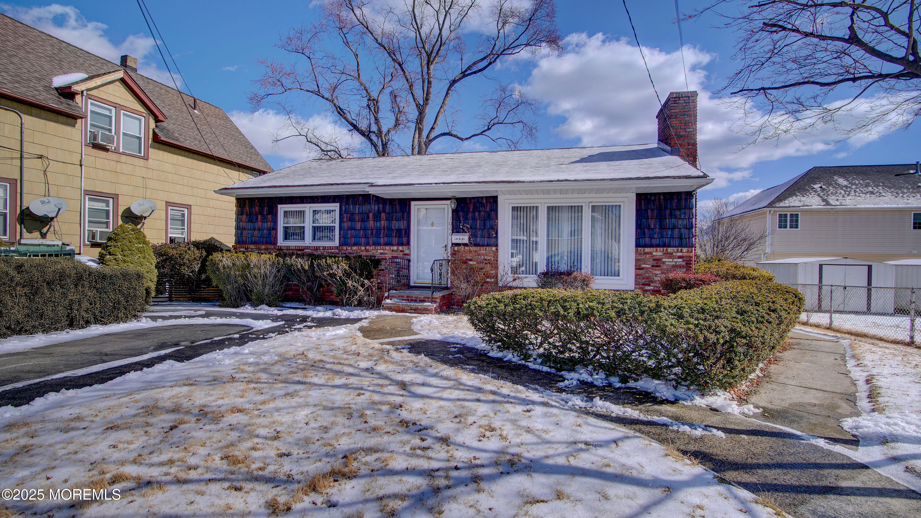 1066 S Mereline Avenue, Avenel, New Jersey image 2