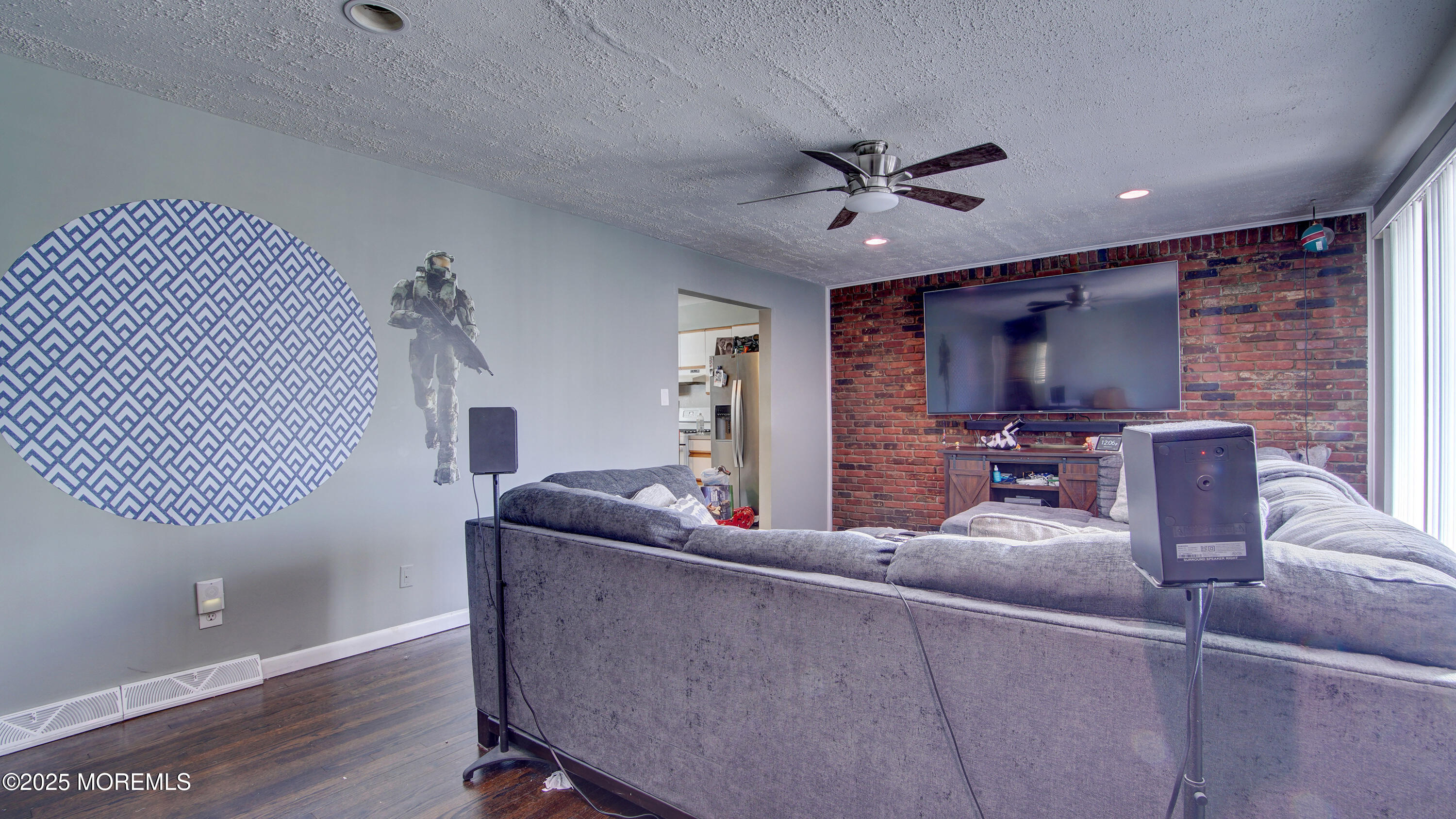 1066 S Mereline Avenue, Avenel, New Jersey image 7