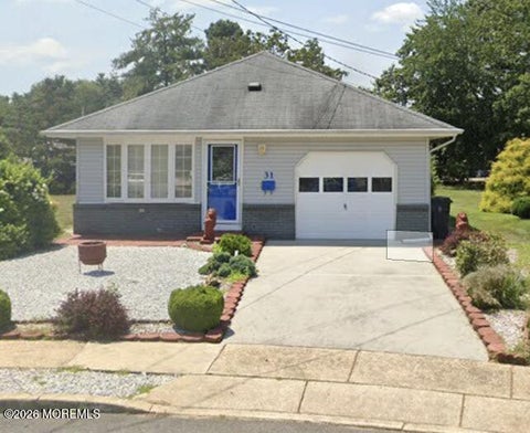 Homes For Sale - 31 Mount Dashan Lane<br/> Toms River, NJ 08753