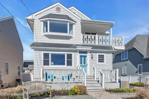 MLS: 22504755