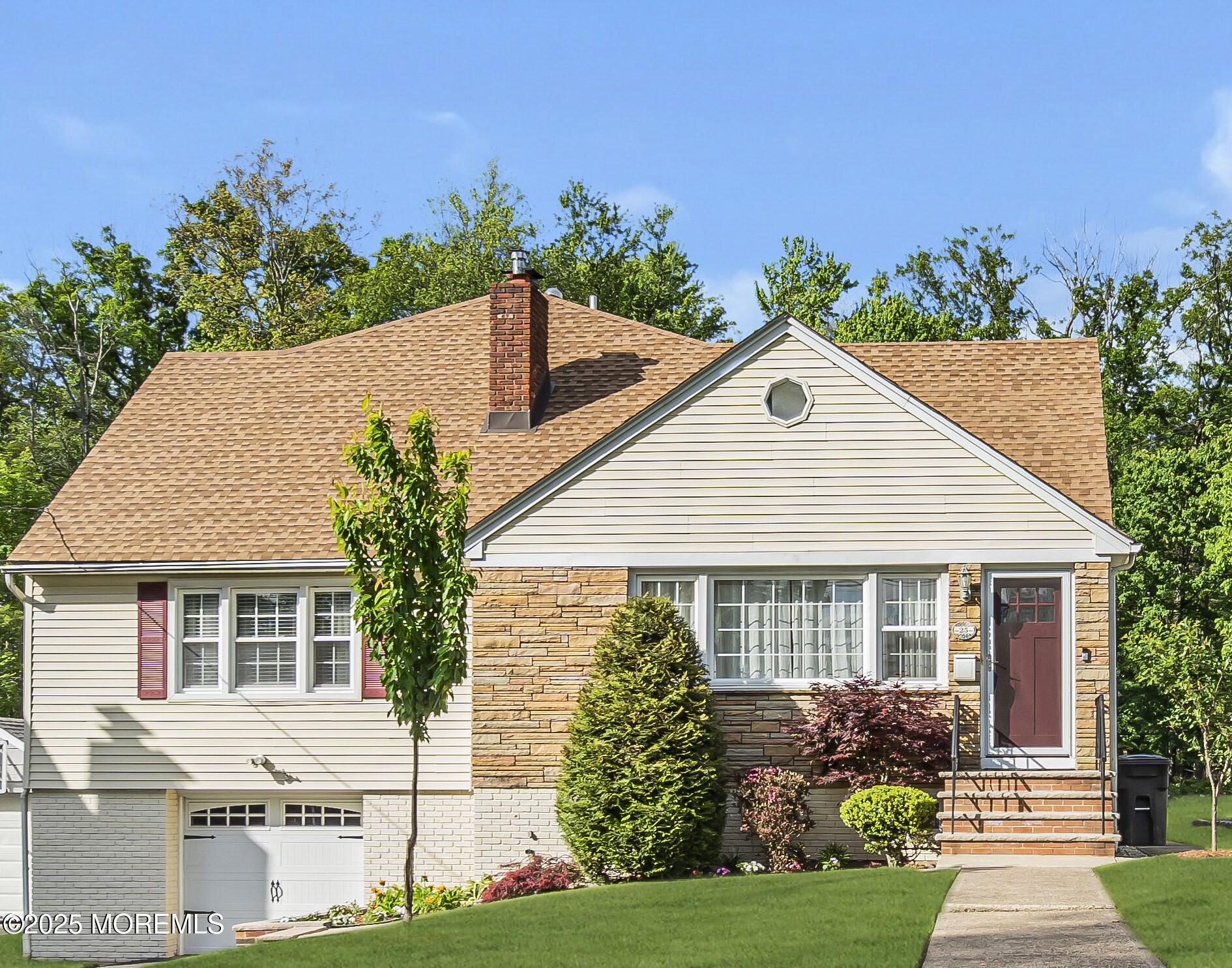 25 Glenview Road, North Caldwell, New Jersey image 2