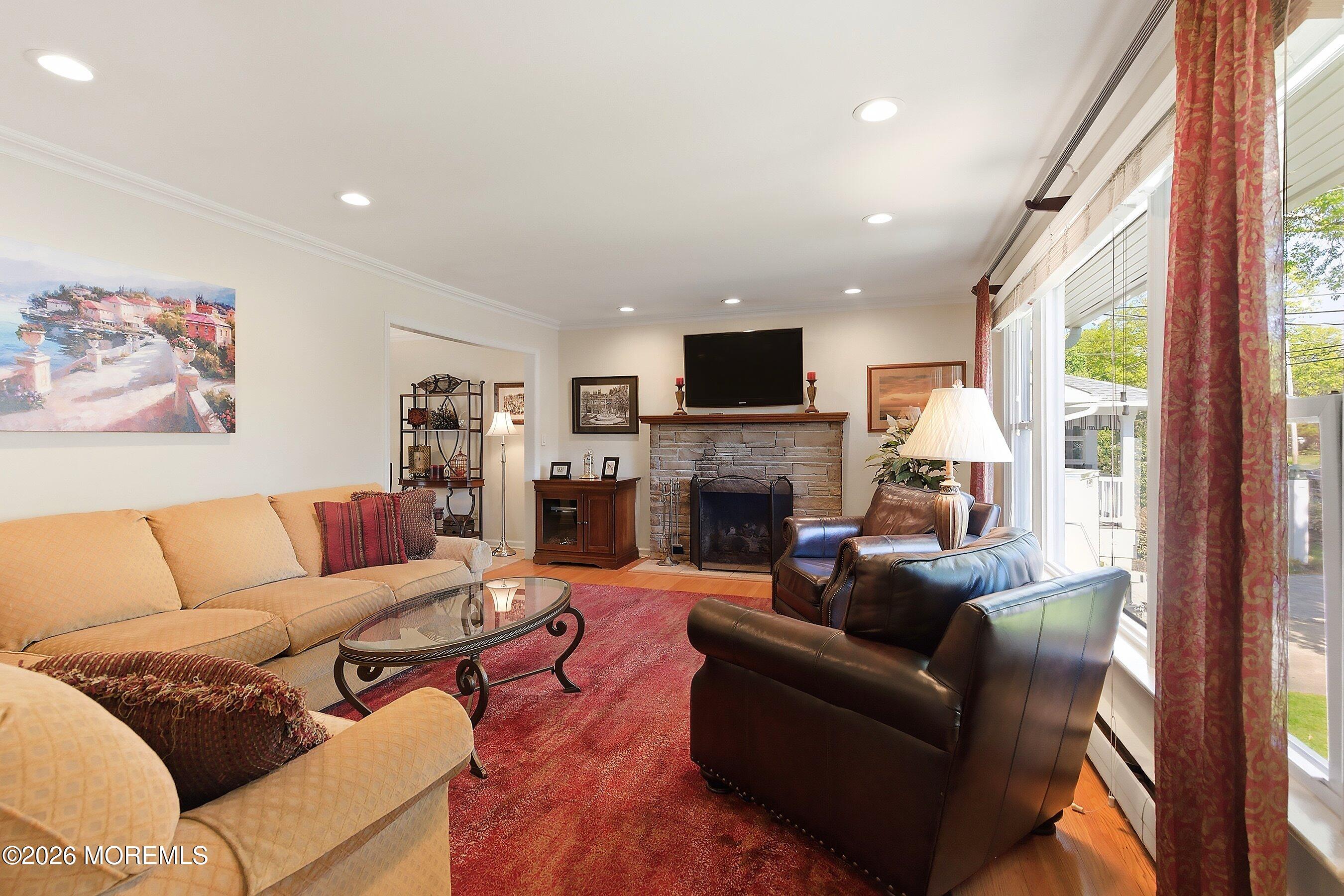 87 Manito Road