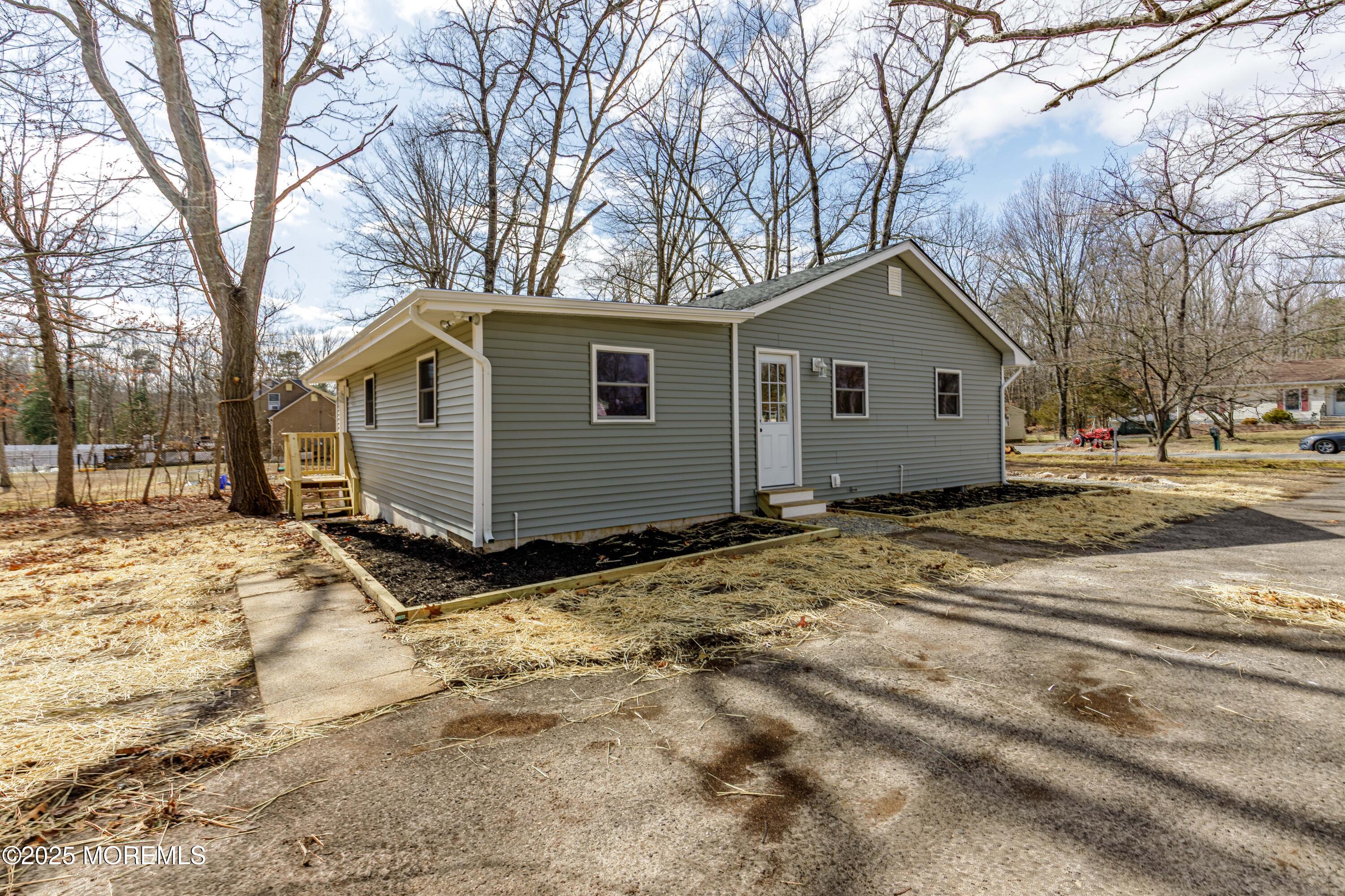 9 W Caines Drive, Cream Ridge, New Jersey image 13