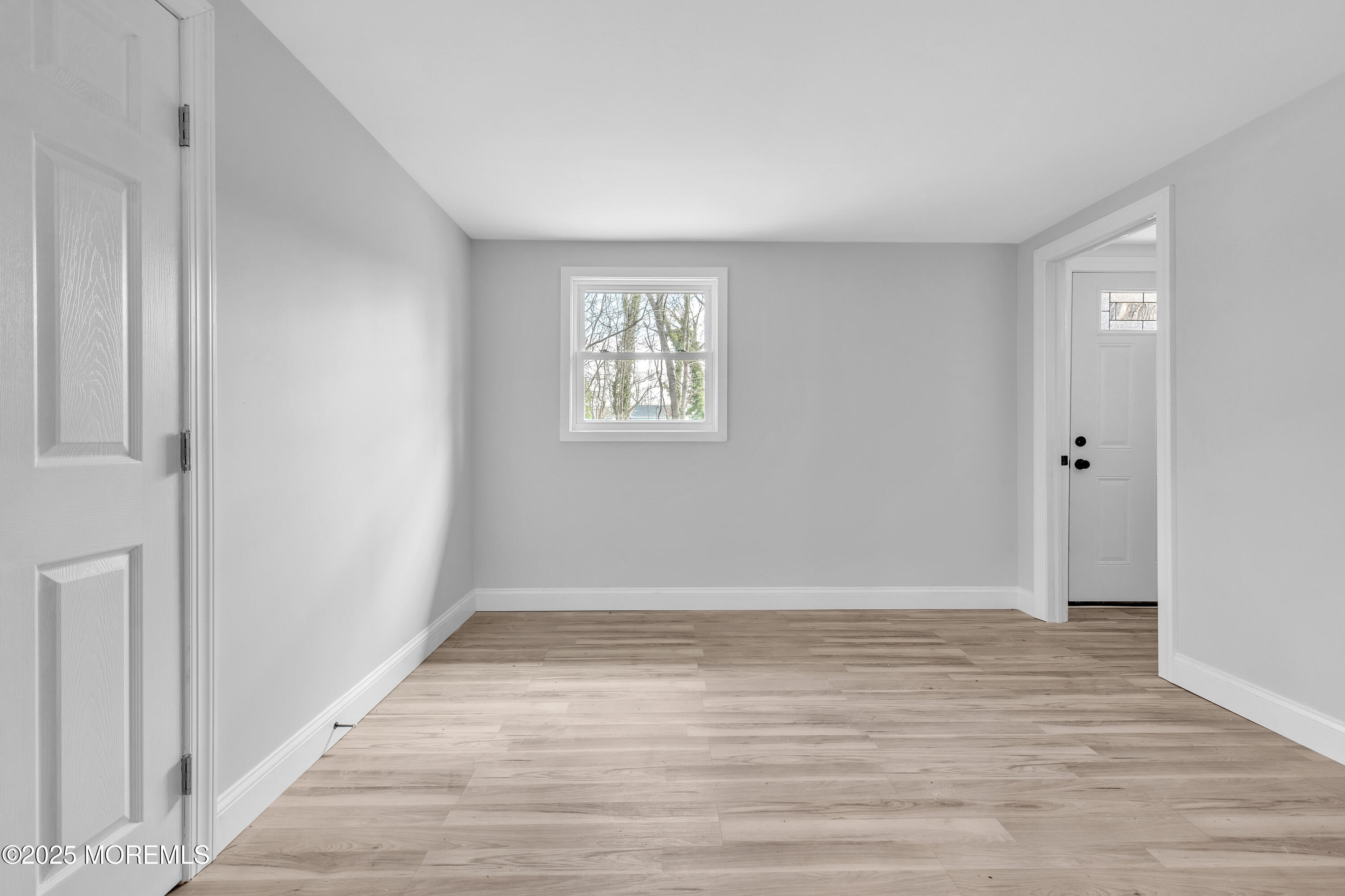 9 W Caines Drive, Cream Ridge, New Jersey image 17