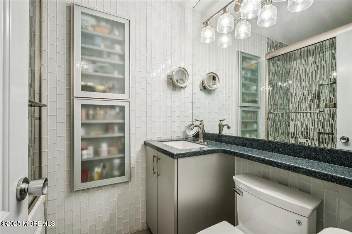 Manalapan, New Jersey 07726, United States, 4 Bedrooms Bedrooms, ,2 BathroomsBathrooms,Residential,Active,158487