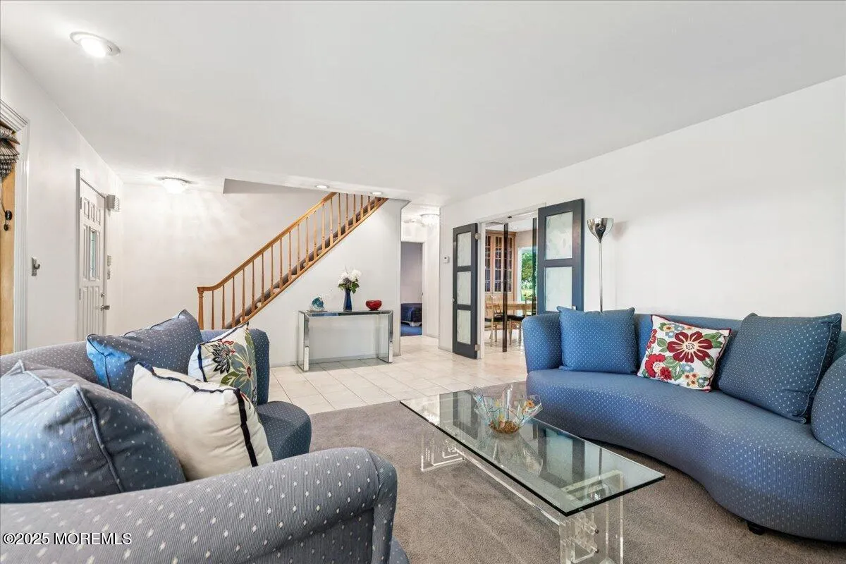 Manalapan, New Jersey 07726, United States, 4 Bedrooms Bedrooms, ,2 BathroomsBathrooms,Residential,Active,158487