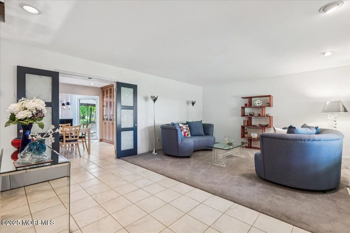 Manalapan, New Jersey 07726, United States, 4 Bedrooms Bedrooms, ,2 BathroomsBathrooms,Residential,Active,158487