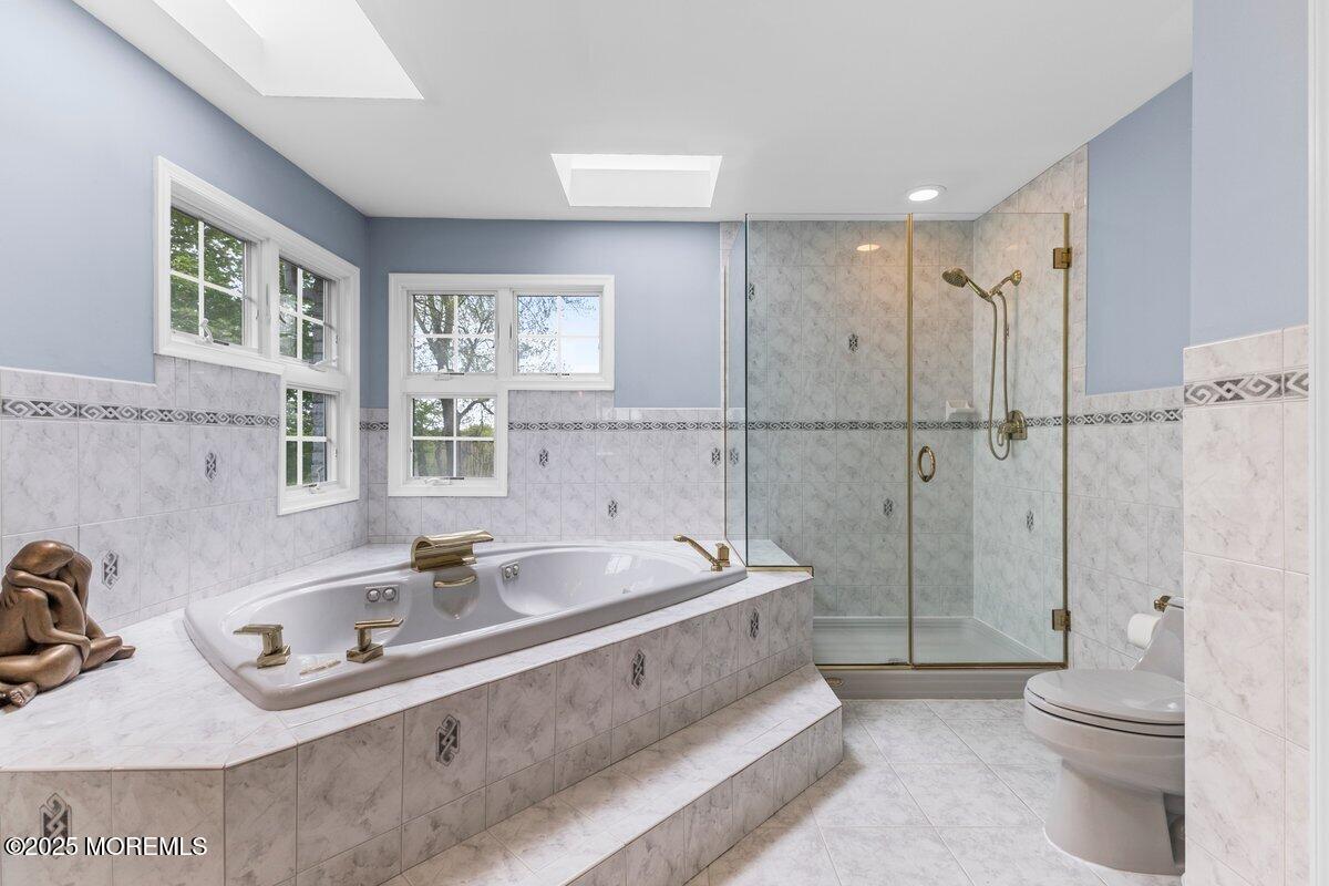 818 Holmdel Road #B, Holmdel, New Jersey image 32