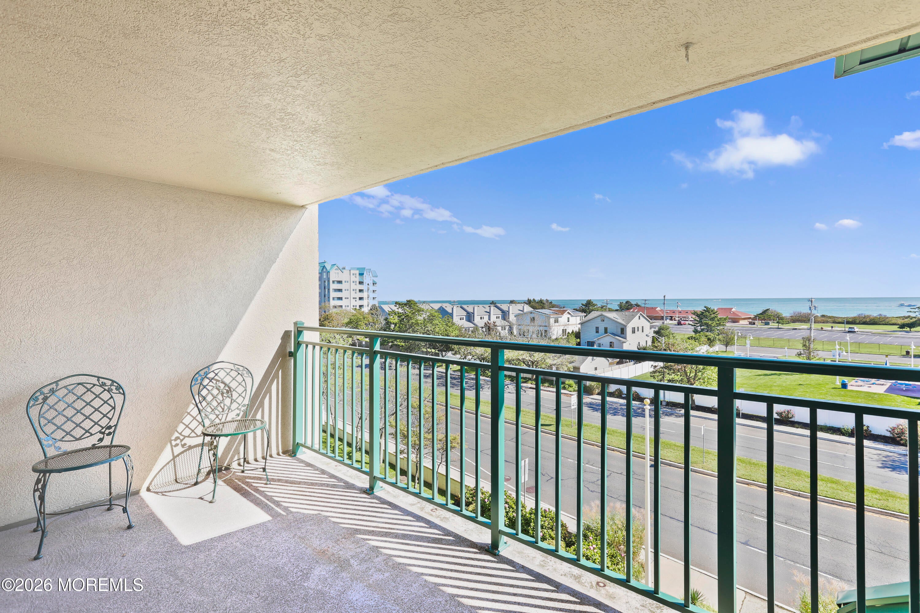 422 Ocean Boulevard N 4F