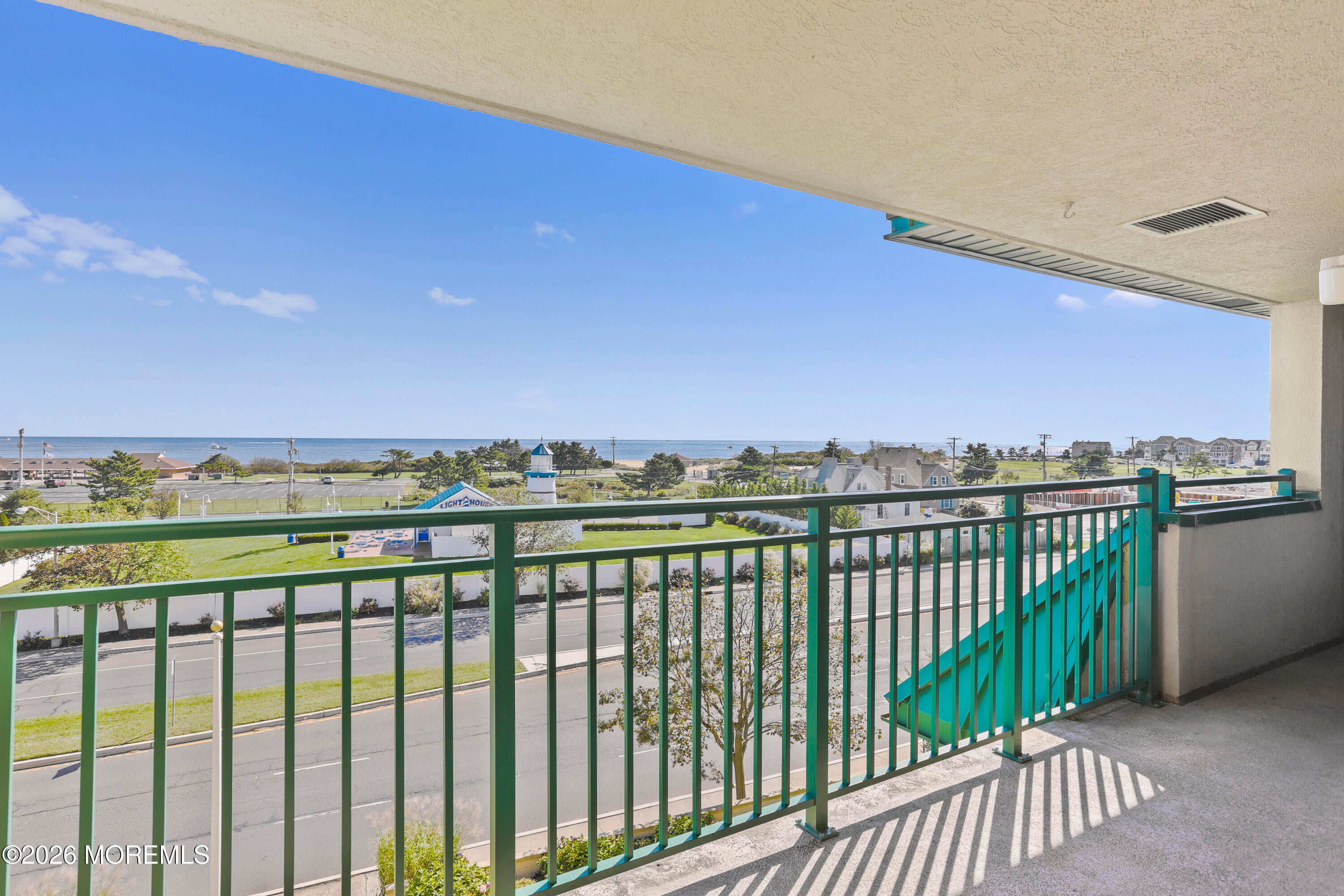 422 Ocean Boulevard N 4F